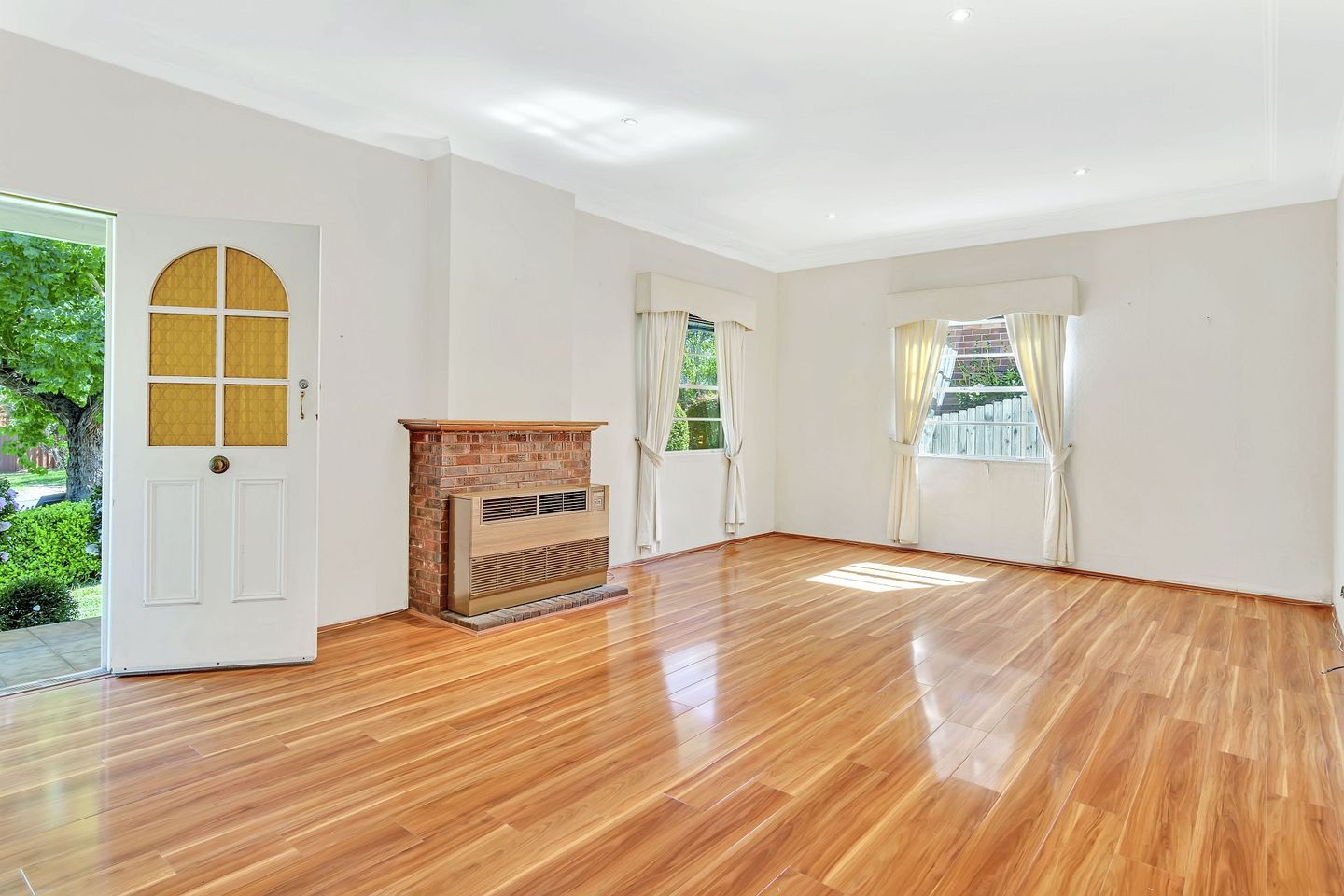 Property listing image
