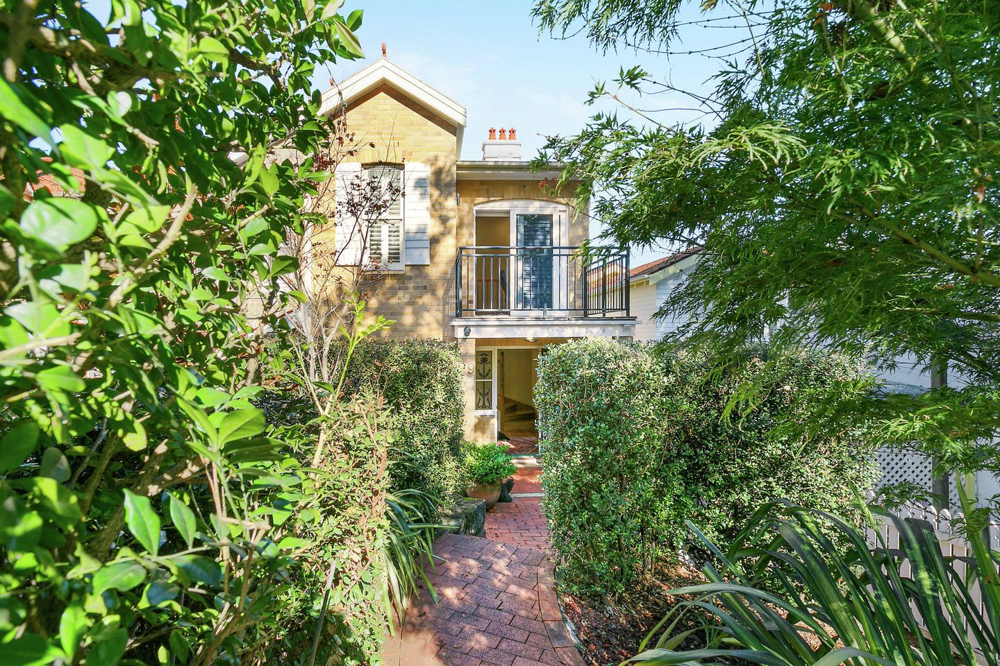 Property listing image