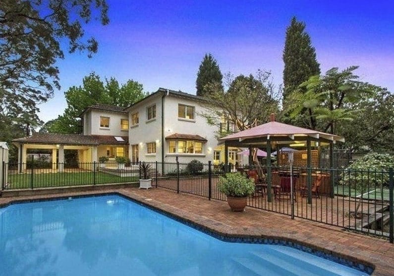 Property listing image