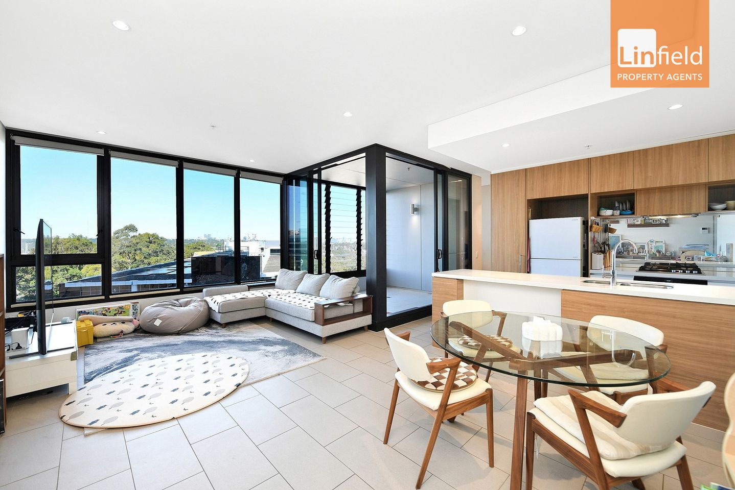 Property listing image