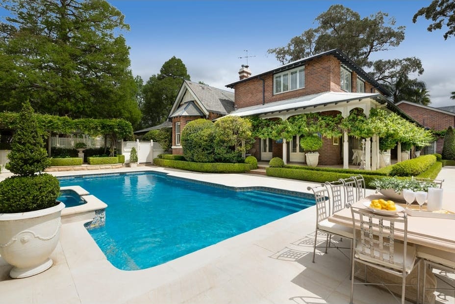 Property listing image