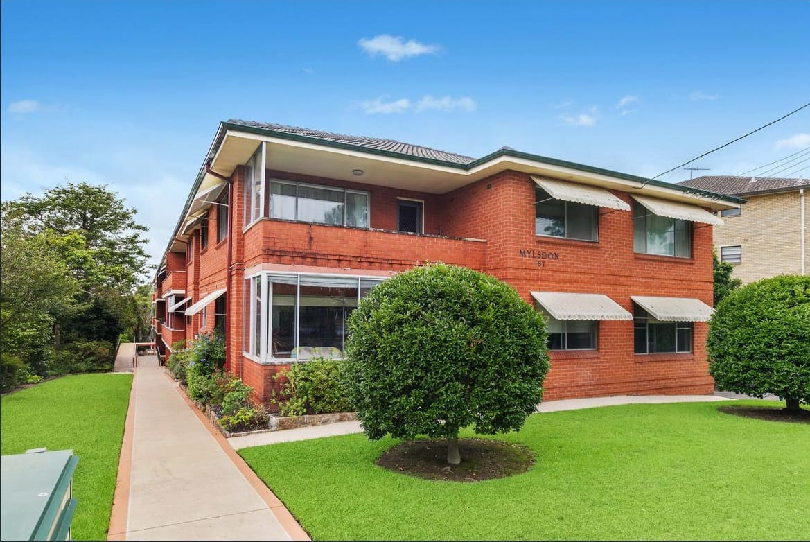 Property listing image