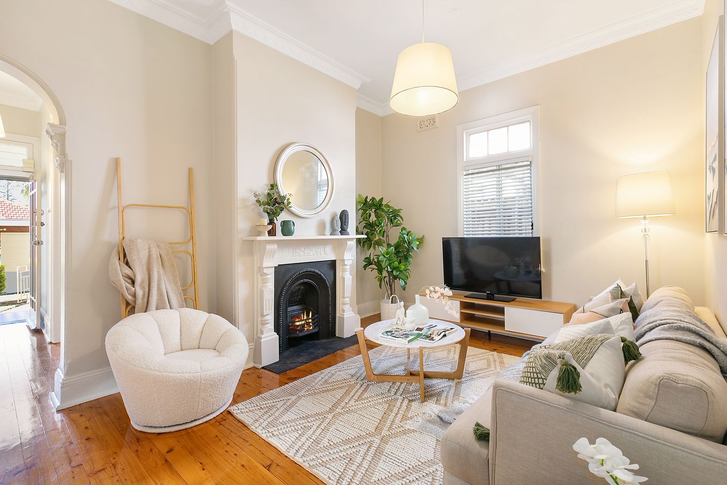 Property listing image