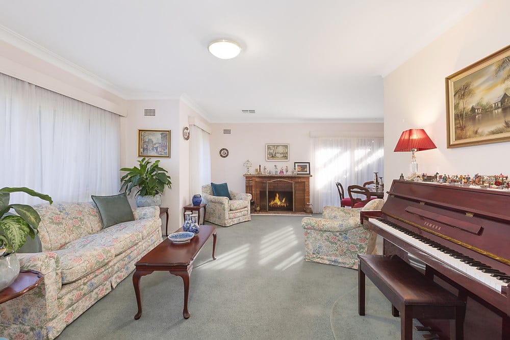Property listing image
