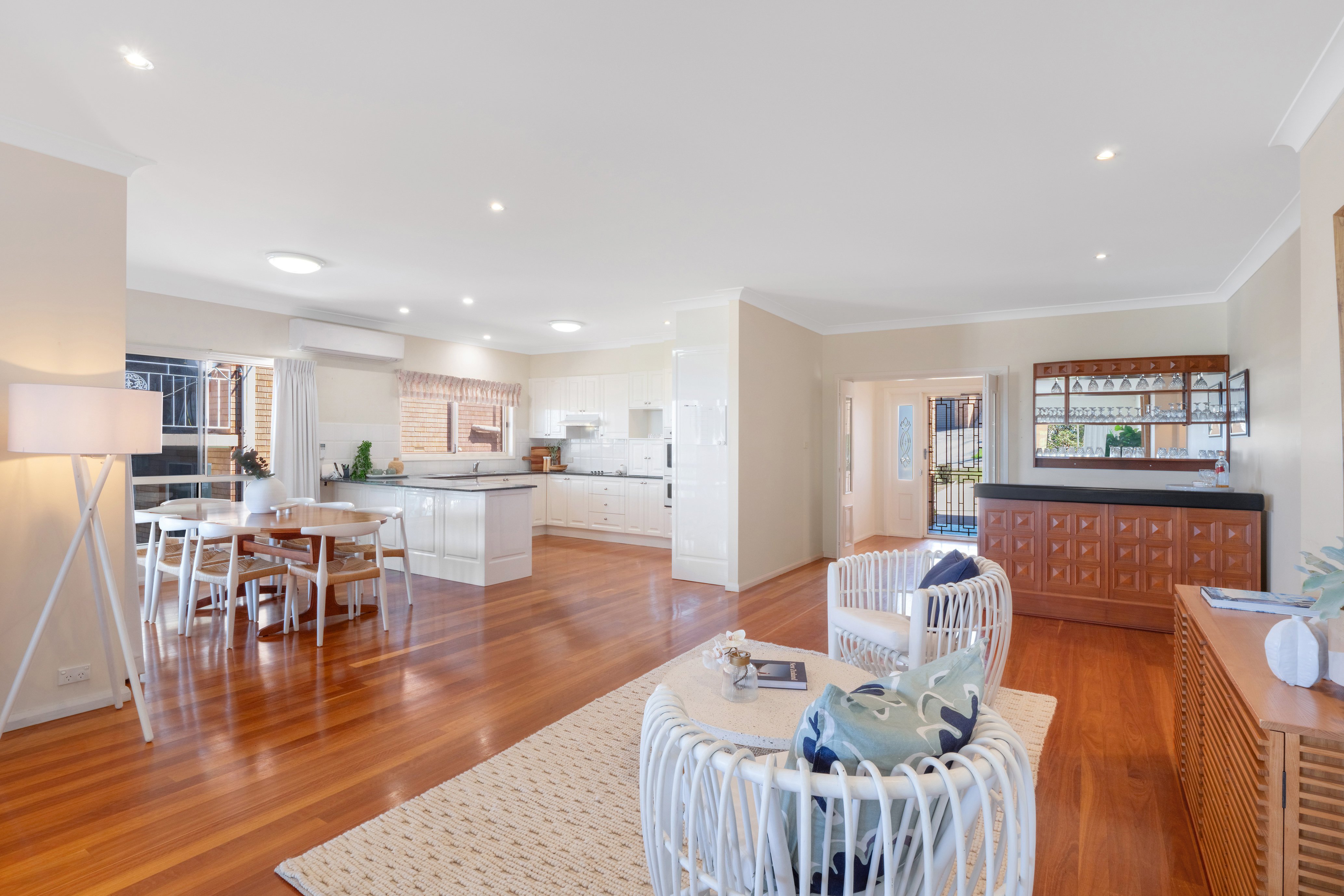 38 Willoughby Road, Terrigal, NSW, 2260, Terrigal - Thumbnail 2