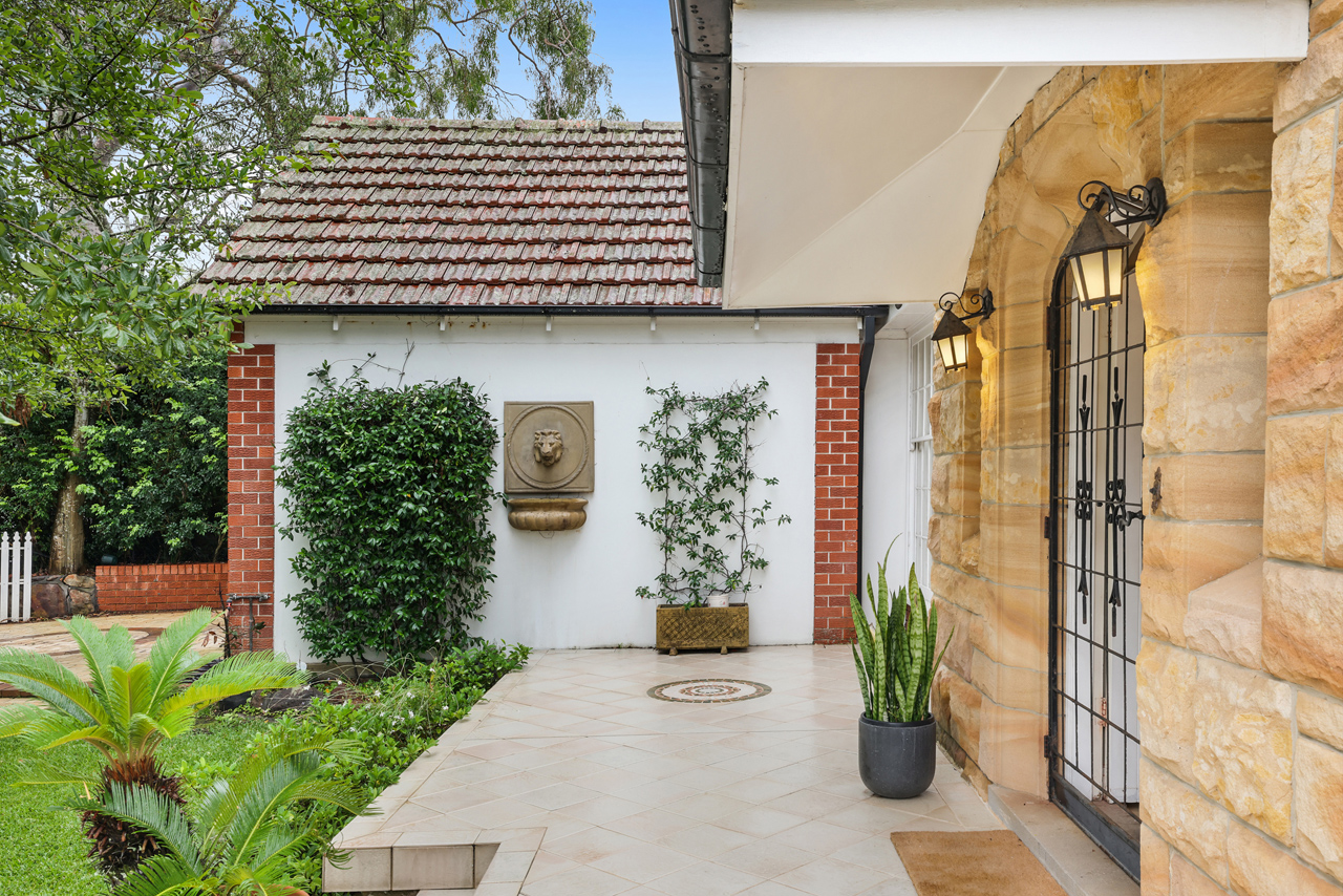 5 Lynn Ridge Avenue, Gordon, NSW, 2072, Gordon - Thumbnail 3