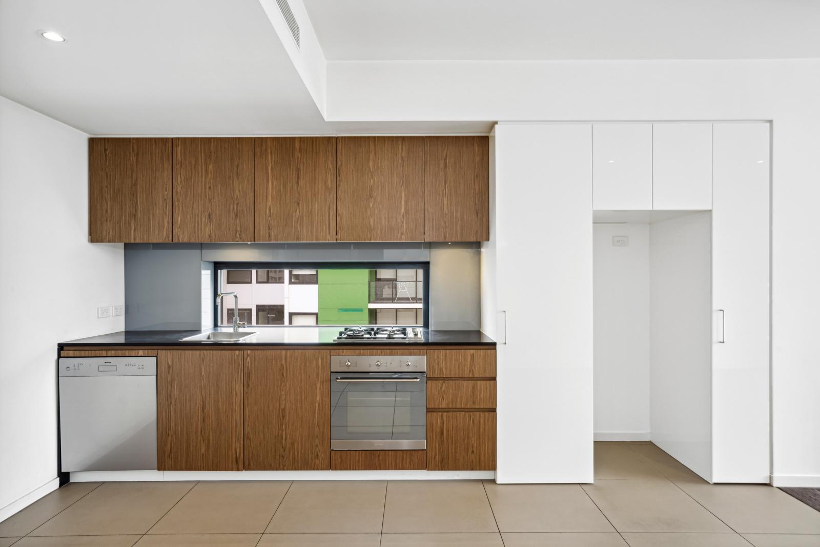 605/6 Saunders Close, Macquarie Park, NSW, 2113, Macquarie Park - Thumbnail 4