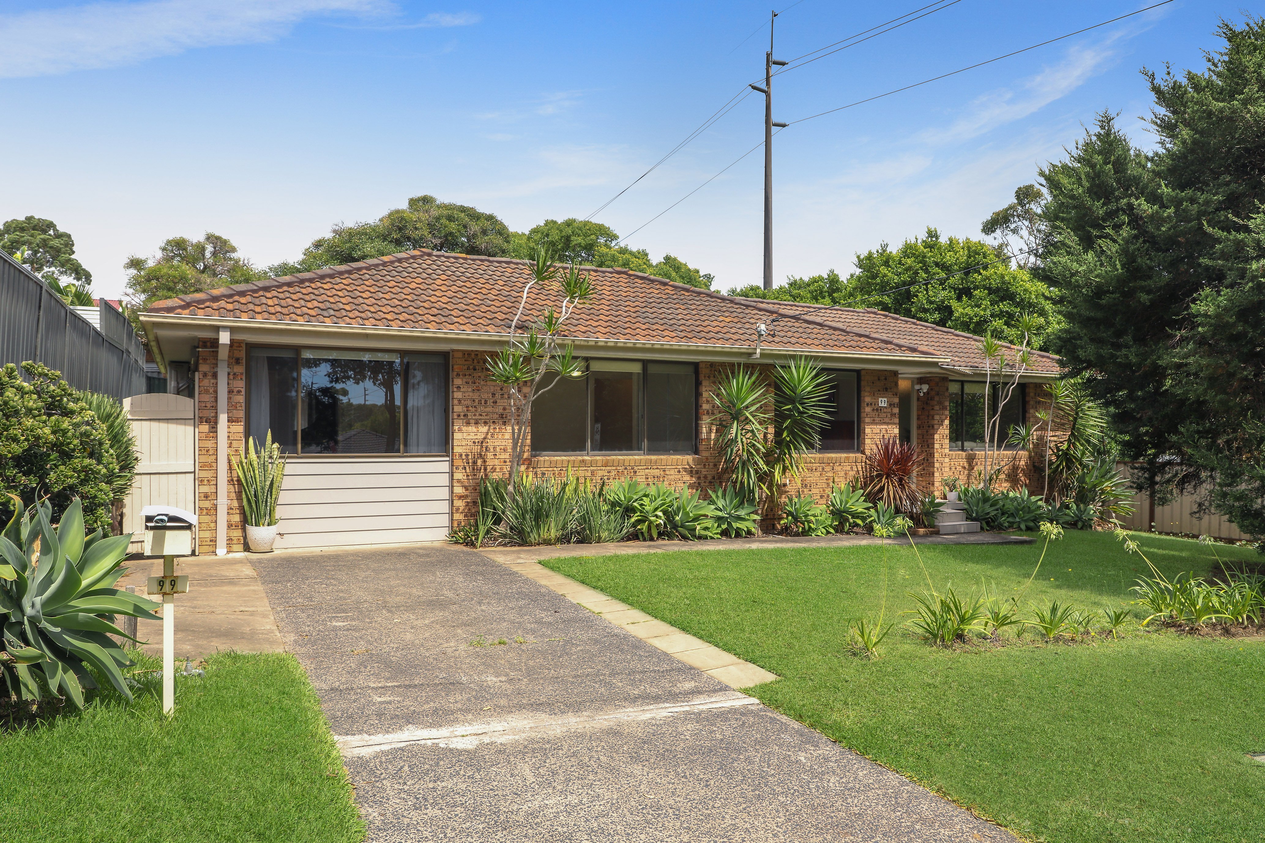 99 Cresthaven Avenue, Bateau Bay, NSW, 2261, Bateau Bay - Thumbnail 3