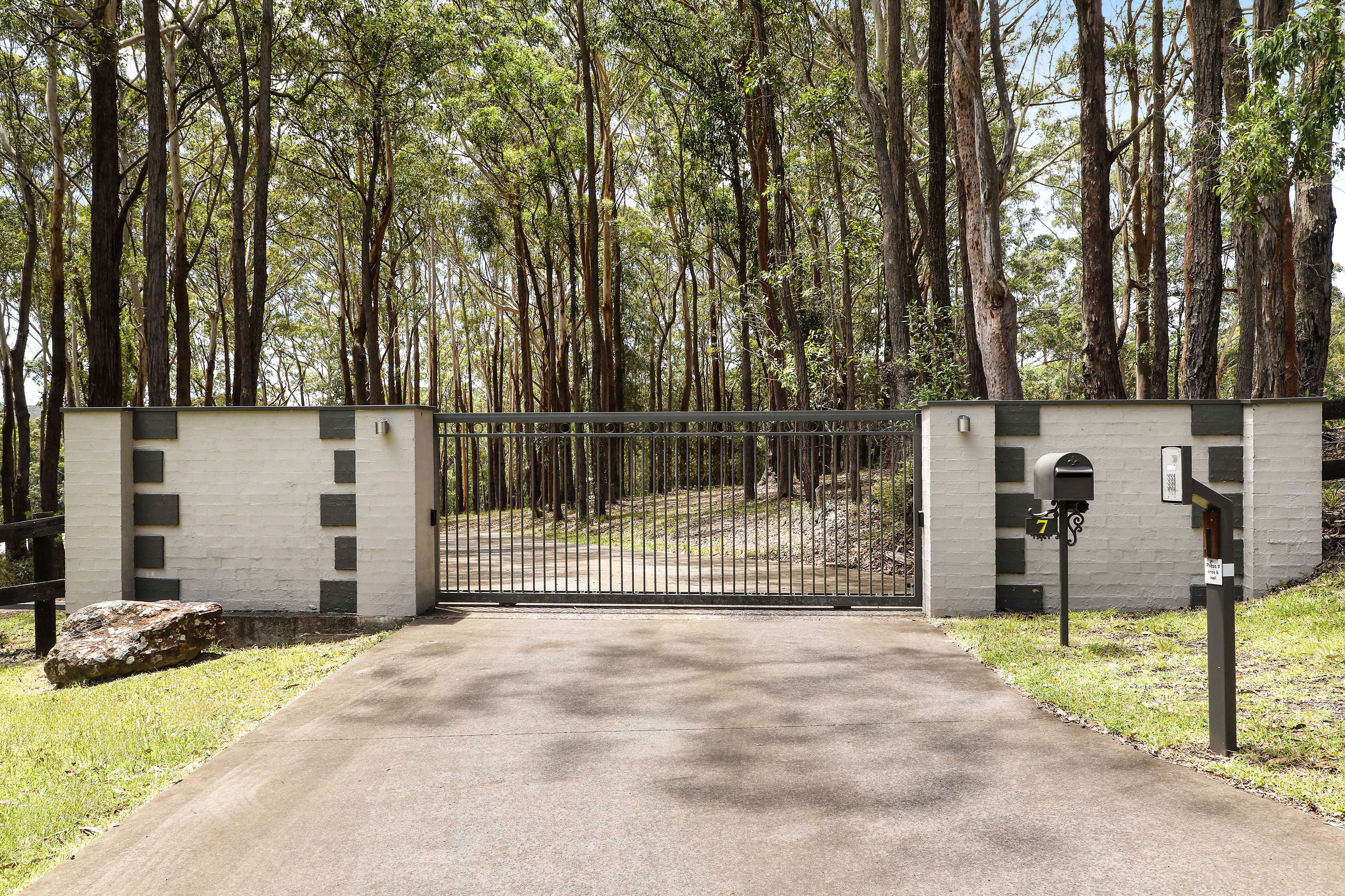 7 Beckford Road, Ourimbah, NSW, 2258, Ourimbah - Thumbnail 2