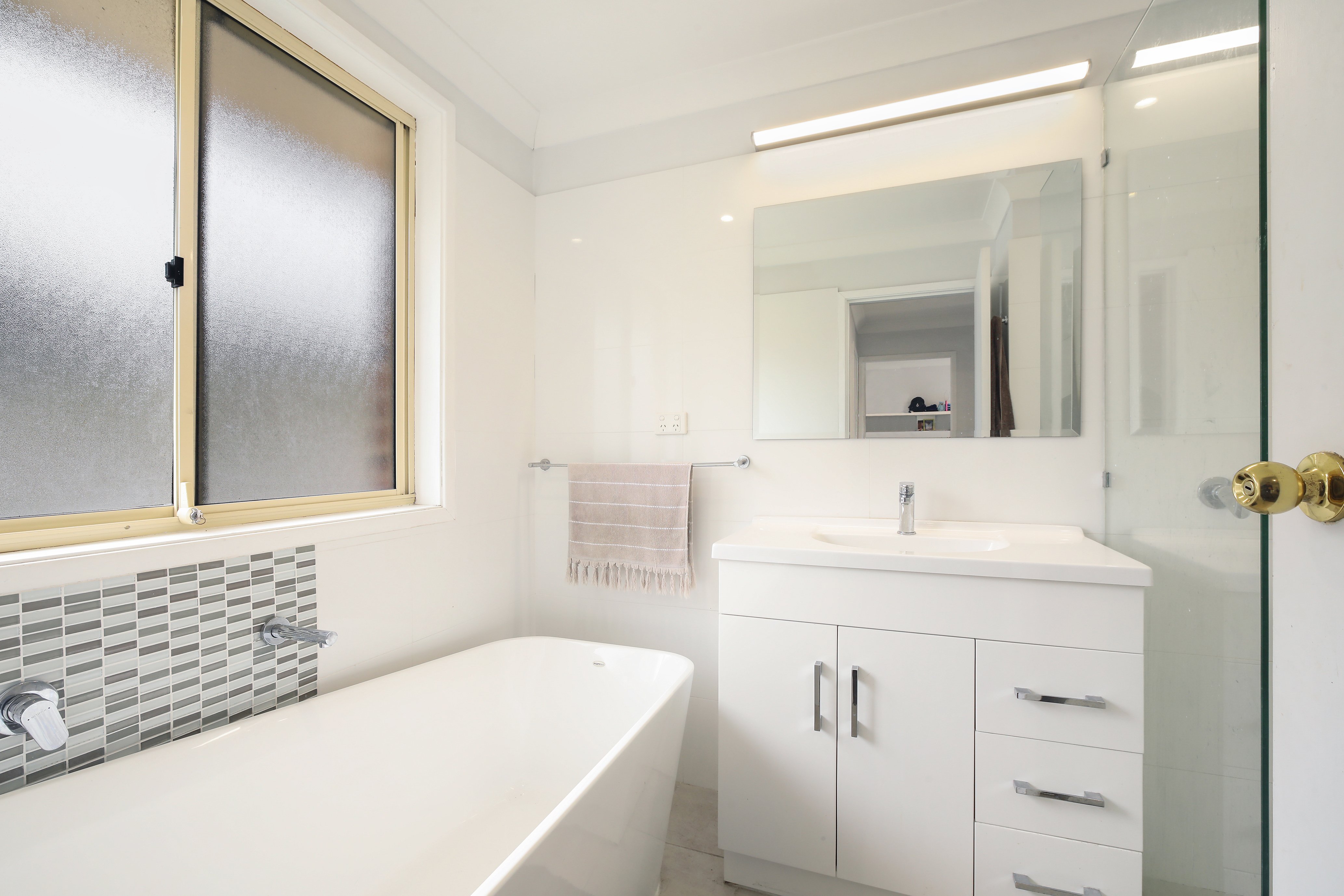4/14 Henley Avenue, Terrigal, NSW, 2260, Terrigal - Thumbnail 8