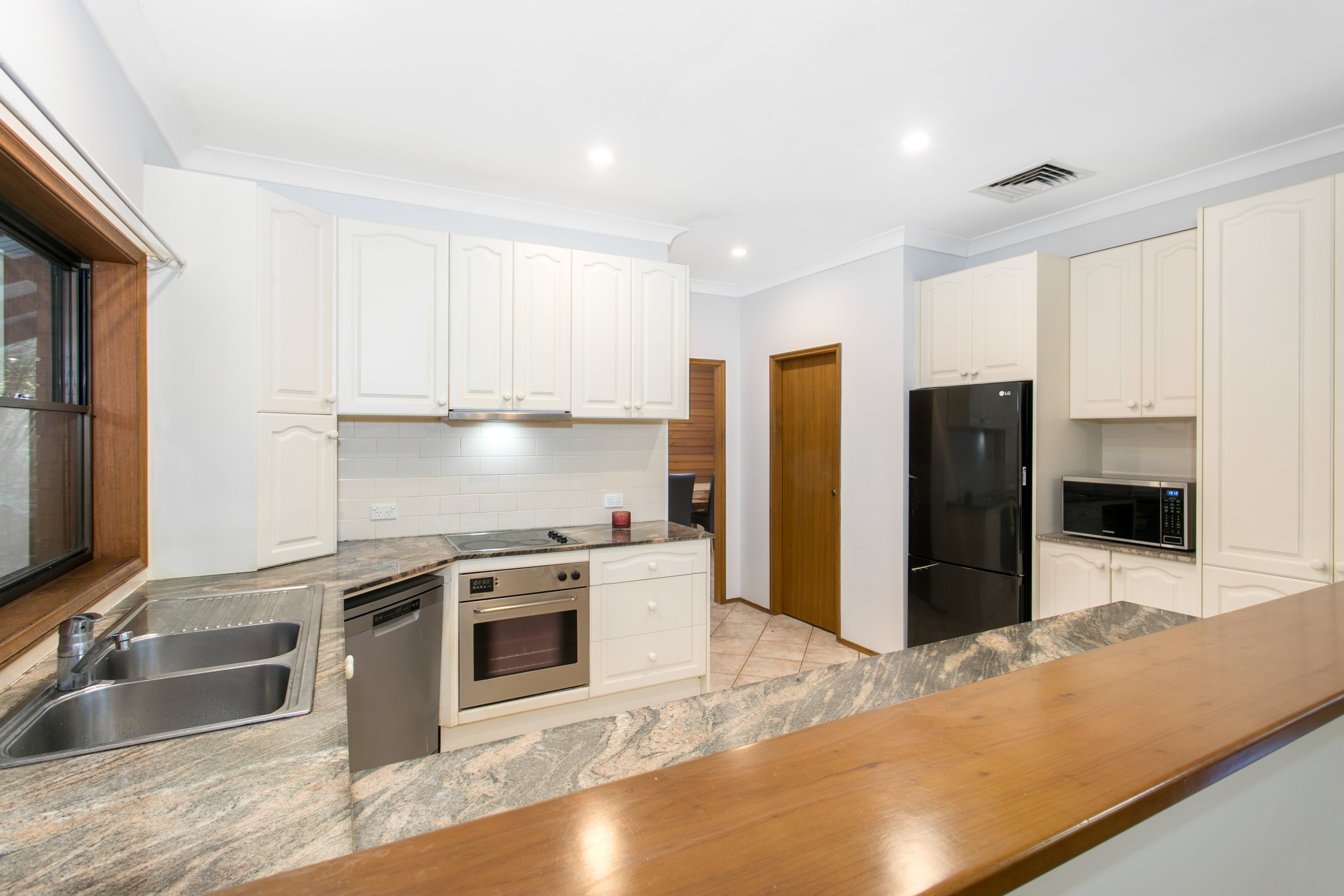67 Ulundri Drive, Castle Hill, NSW, 2154, Castle Hill - Thumbnail 6