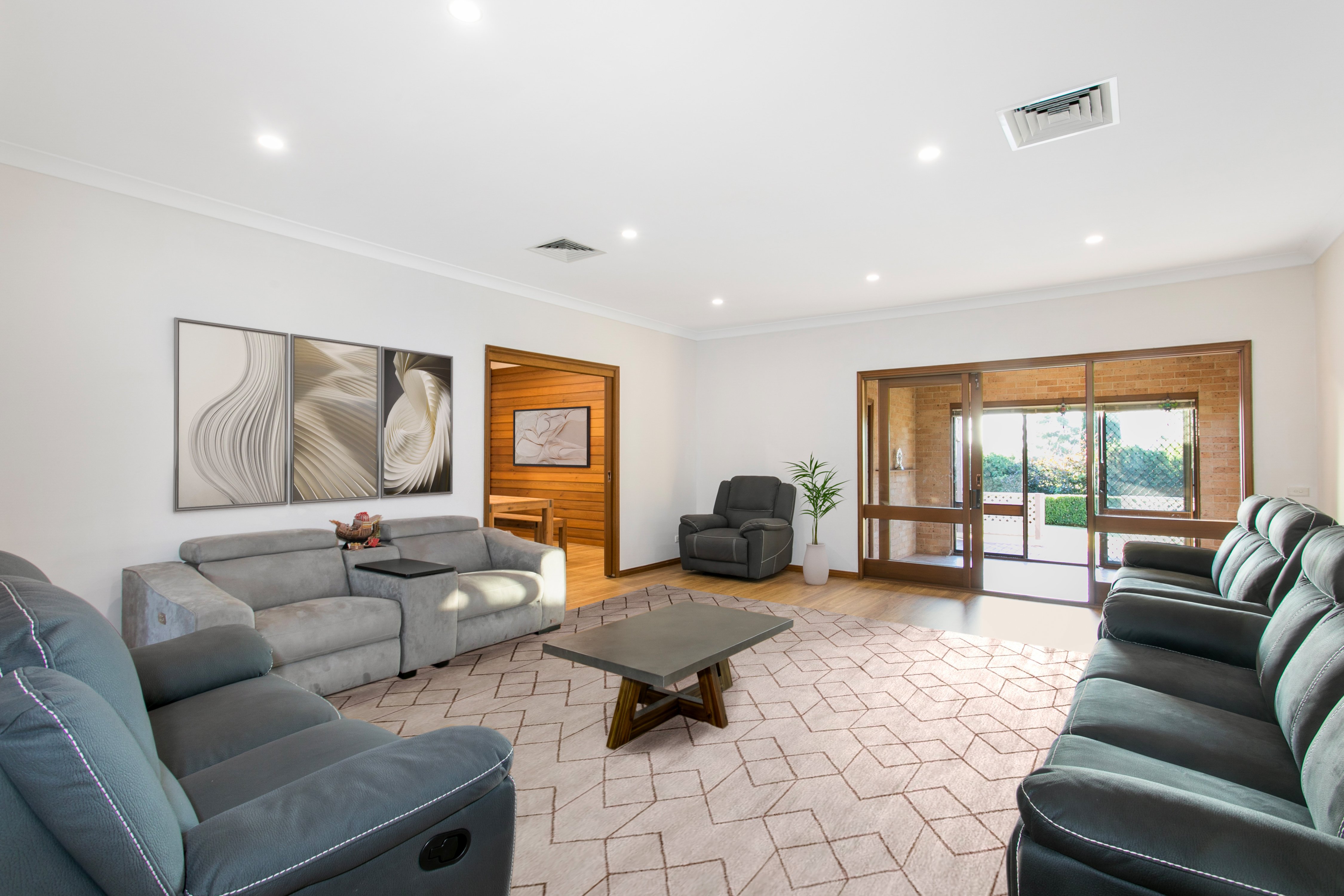 67 Ulundri Drive, Castle Hill, NSW, 2154, Castle Hill - Thumbnail 3