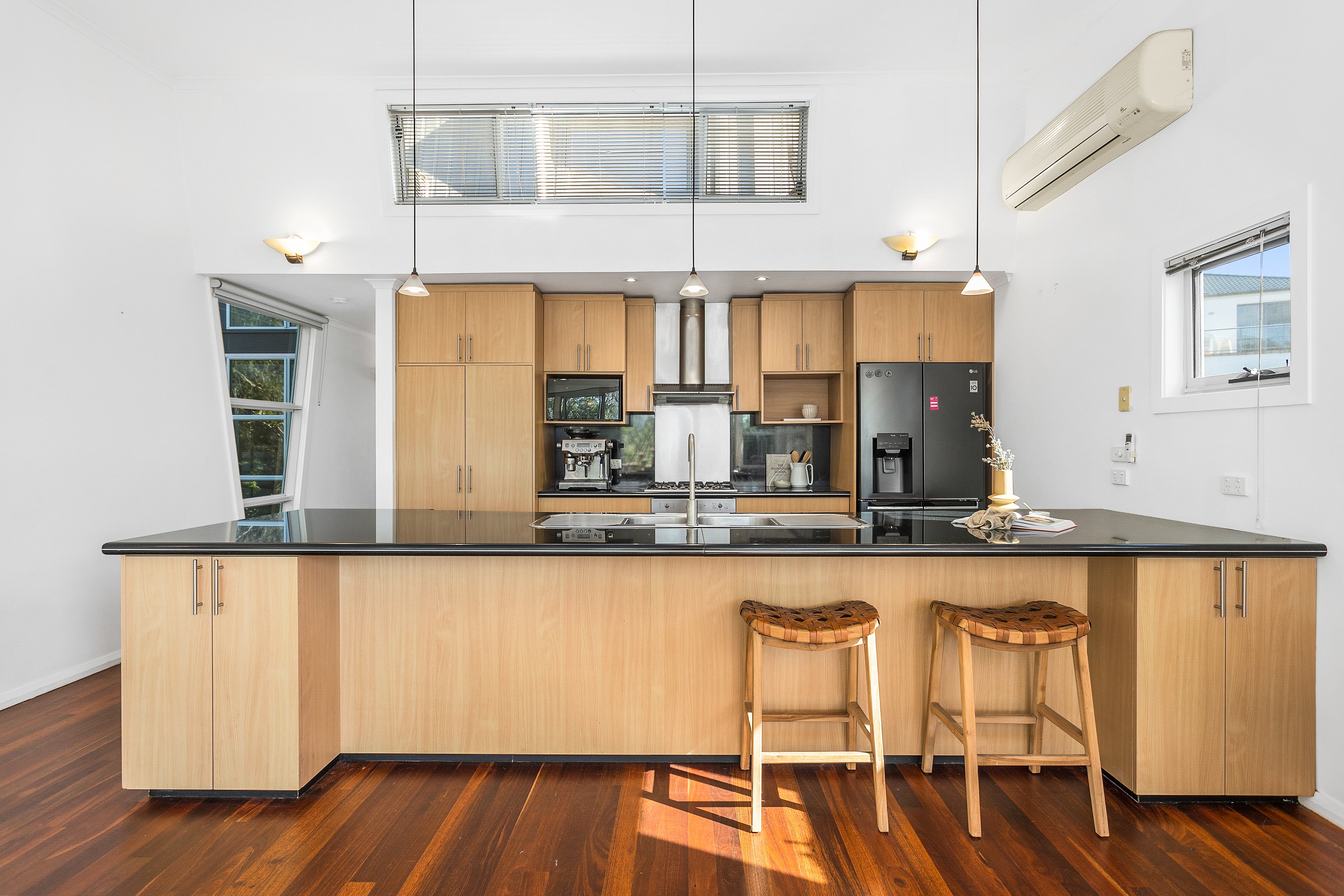 53 Taminga Crest, Cordeaux Heights, NSW, 2526, Cordeaux Heights - Thumbnail 3