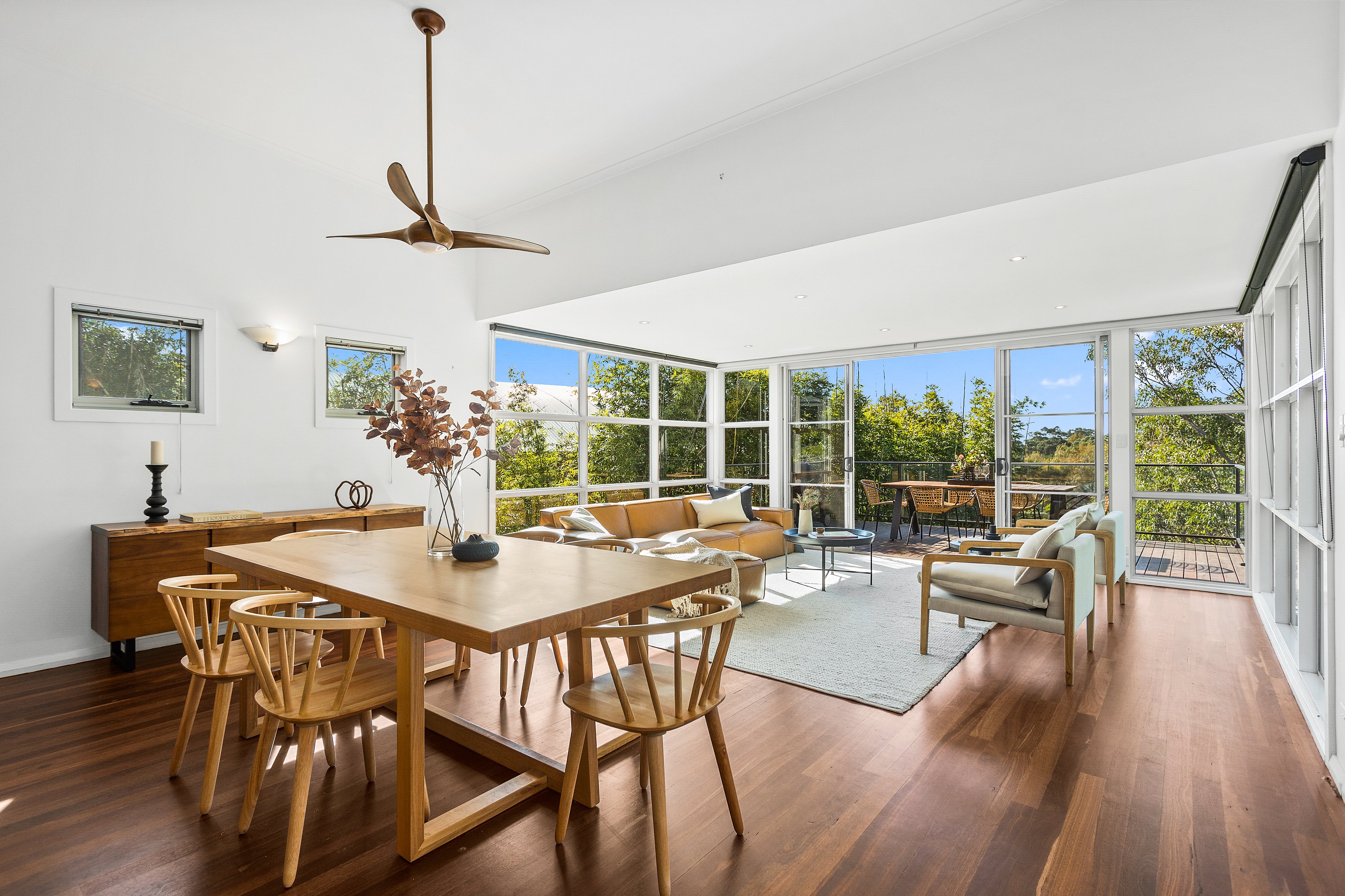 53 Taminga Crest, Cordeaux Heights, NSW, 2526