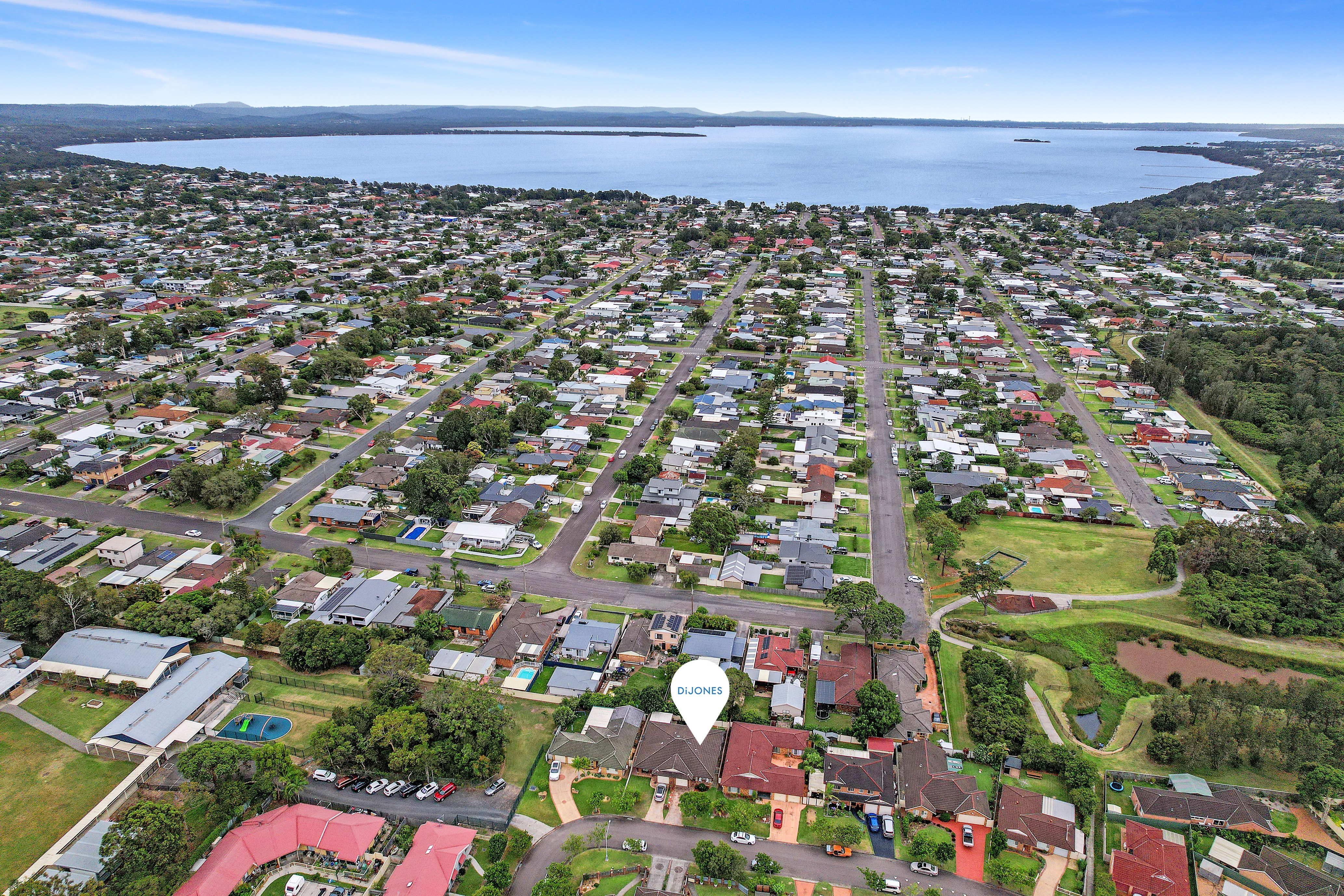 2/33 Castlereagh Crescent, Bateau Bay, NSW, 2261, Bateau Bay - Thumbnail 2