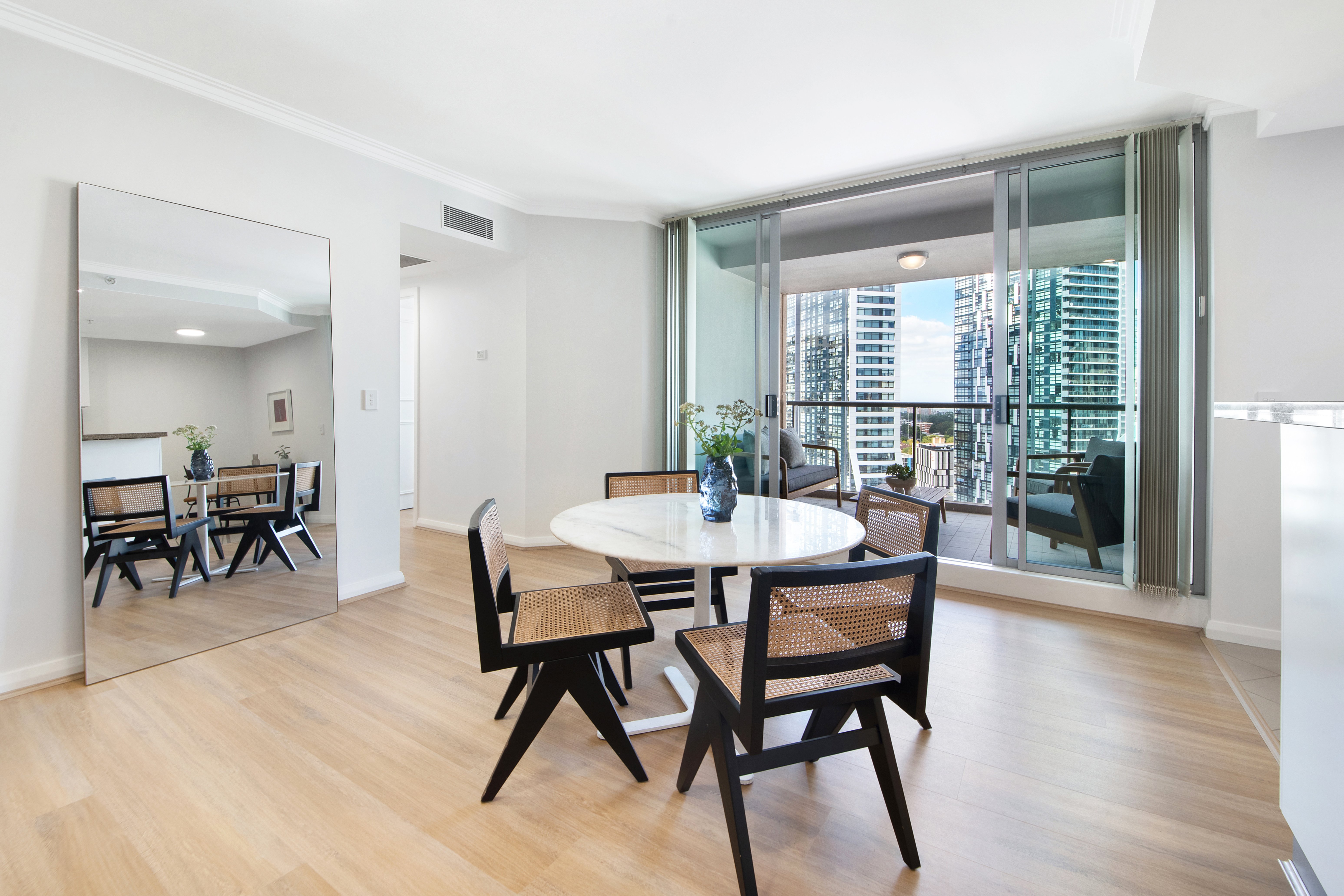 2506/2A Help Street, Chatswood, NSW, 2067, Chatswood - Thumbnail 2