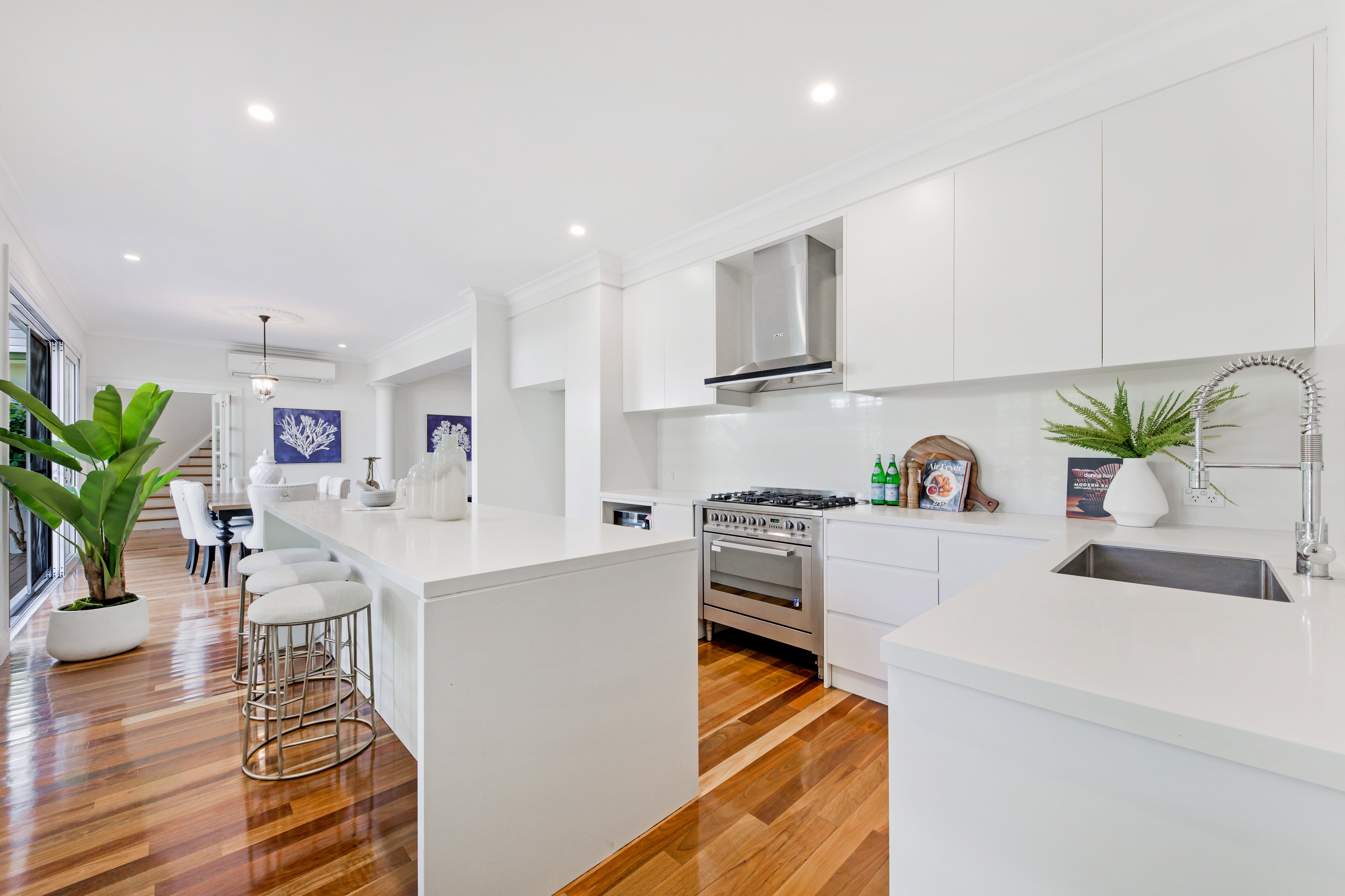 12 Chilton Parade, Warrawee, NSW, 2074, Warrawee - Thumbnail 3