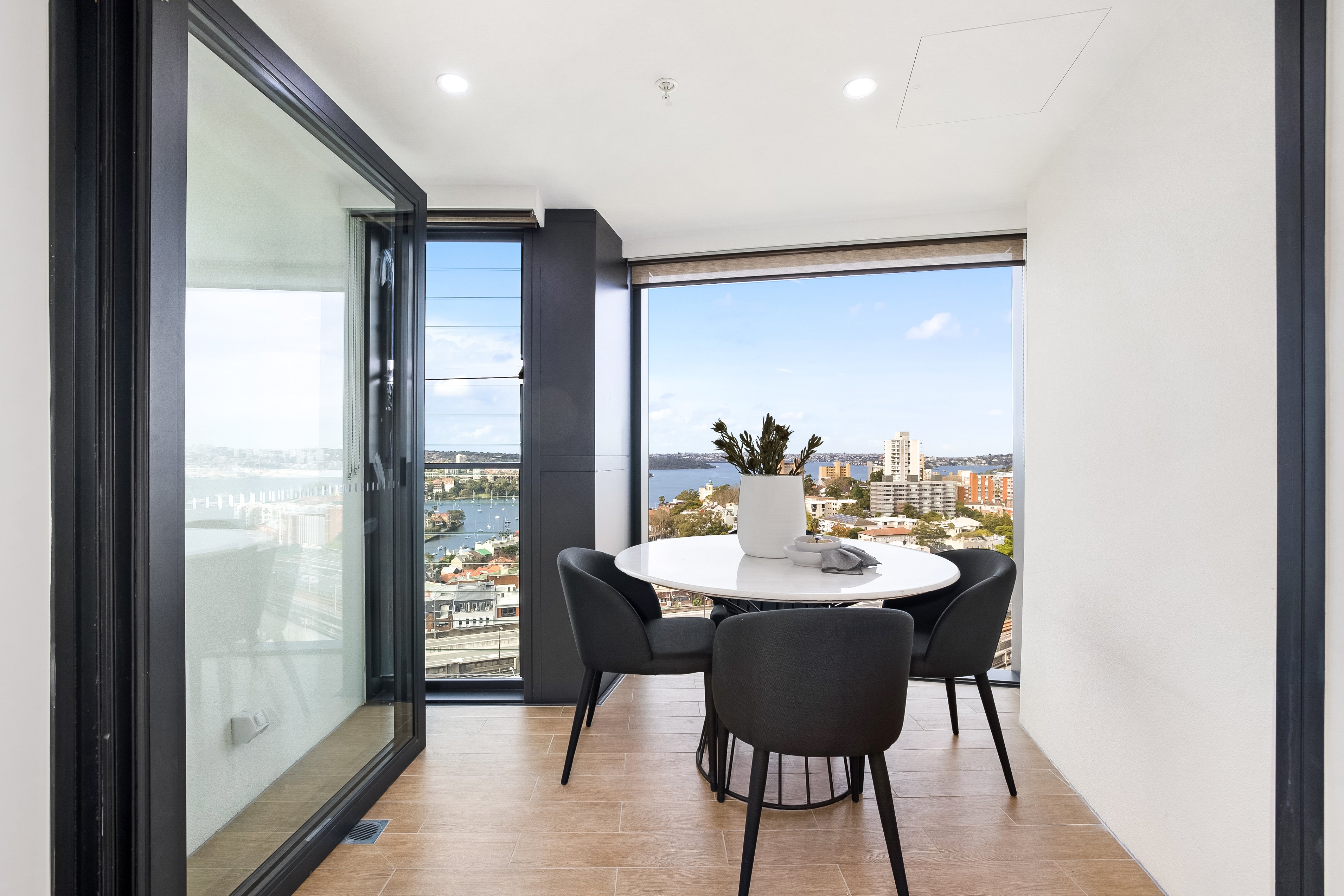 1601/80 Alfred Street, Milsons Point, NSW, 2061, Milsons Point - Thumbnail 3