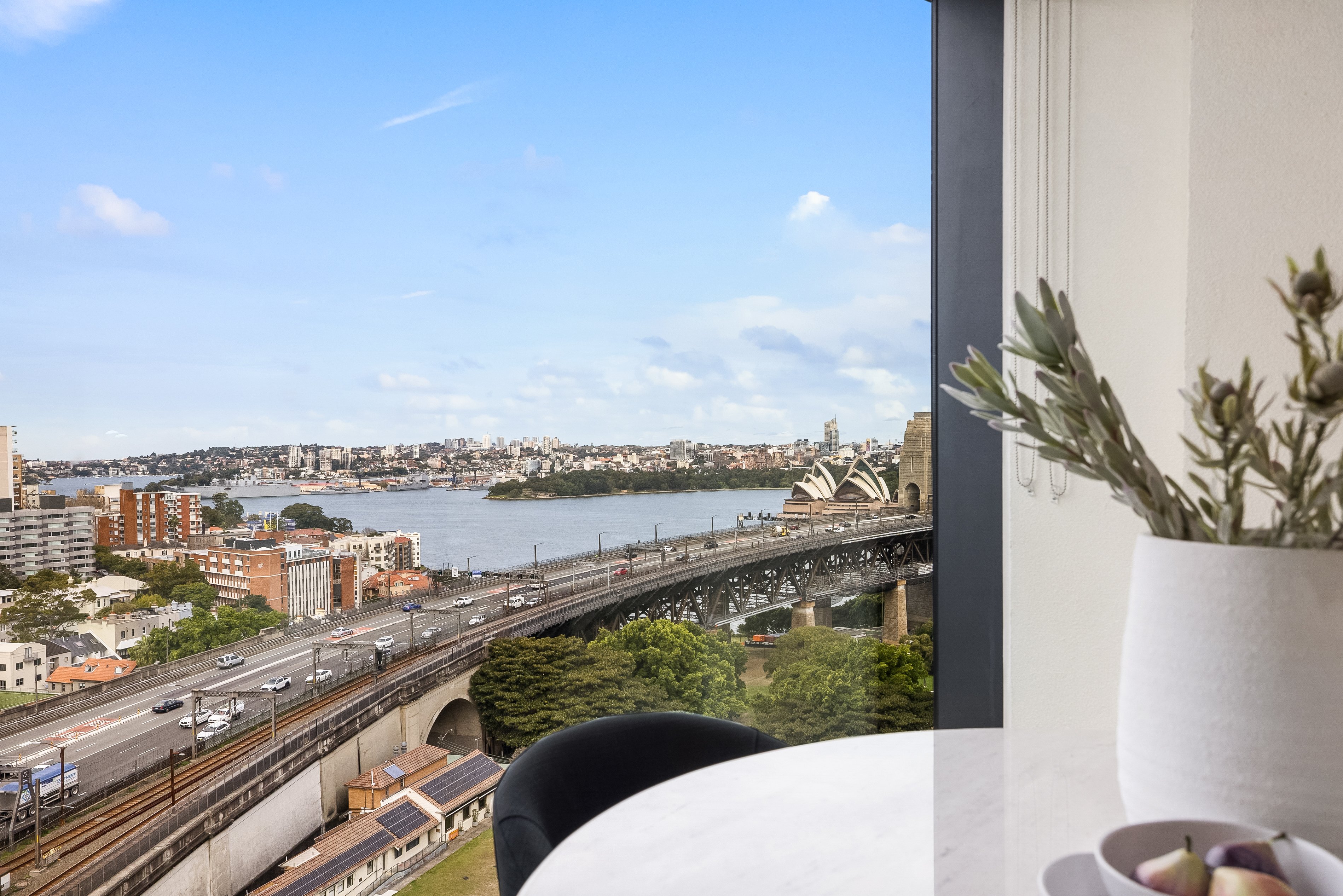 1601/80 Alfred Street, Milsons Point, NSW, 2061, Milsons Point - Thumbnail 2