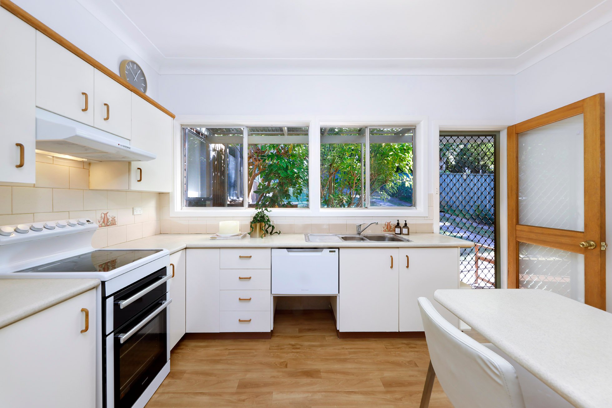 15 Bruce Avenue, Caringbah South, NSW, 2229, Caringbah South - Thumbnail 5
