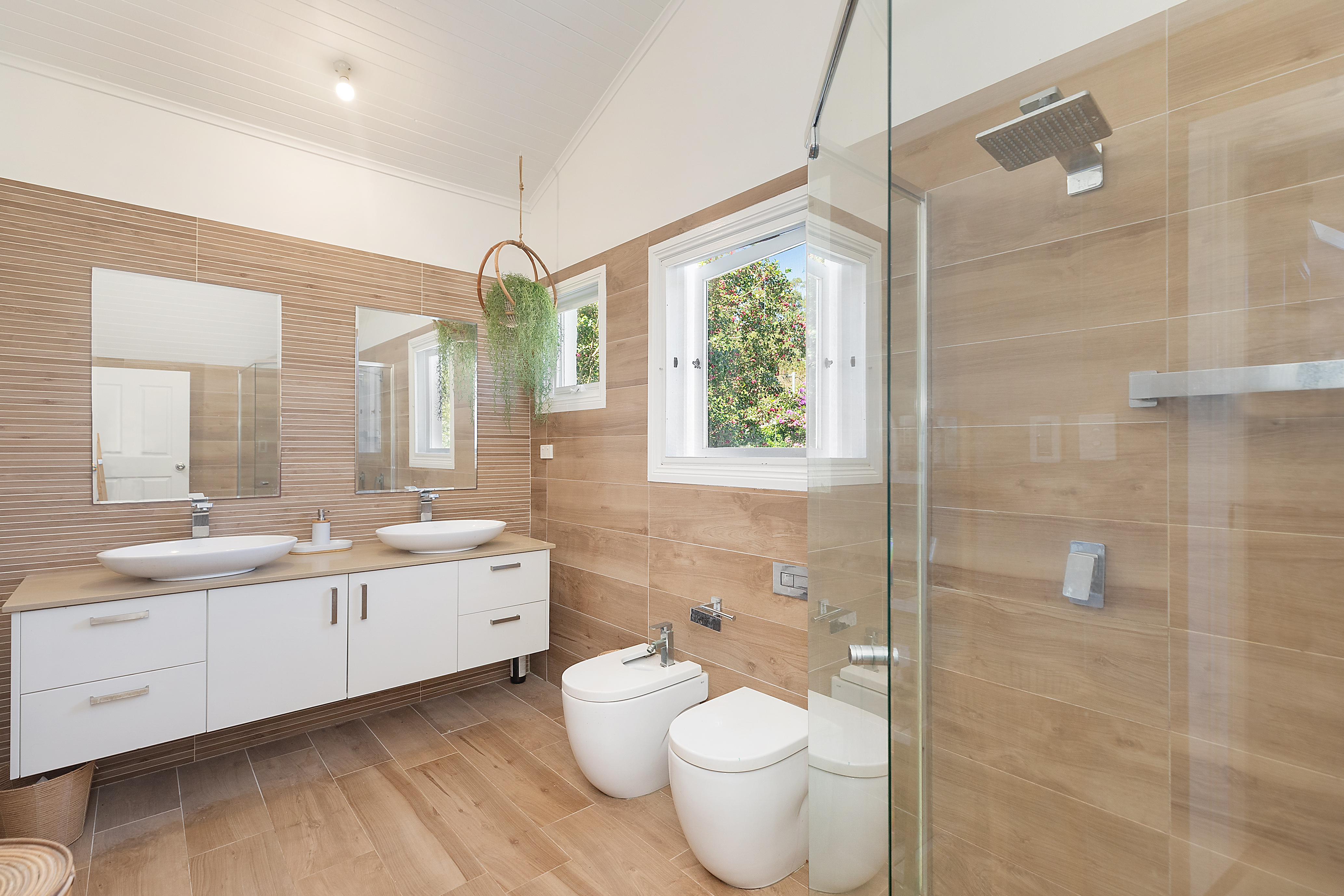 5 Riviera Avenue, Terrigal, NSW, 2260, Terrigal - Thumbnail 5
