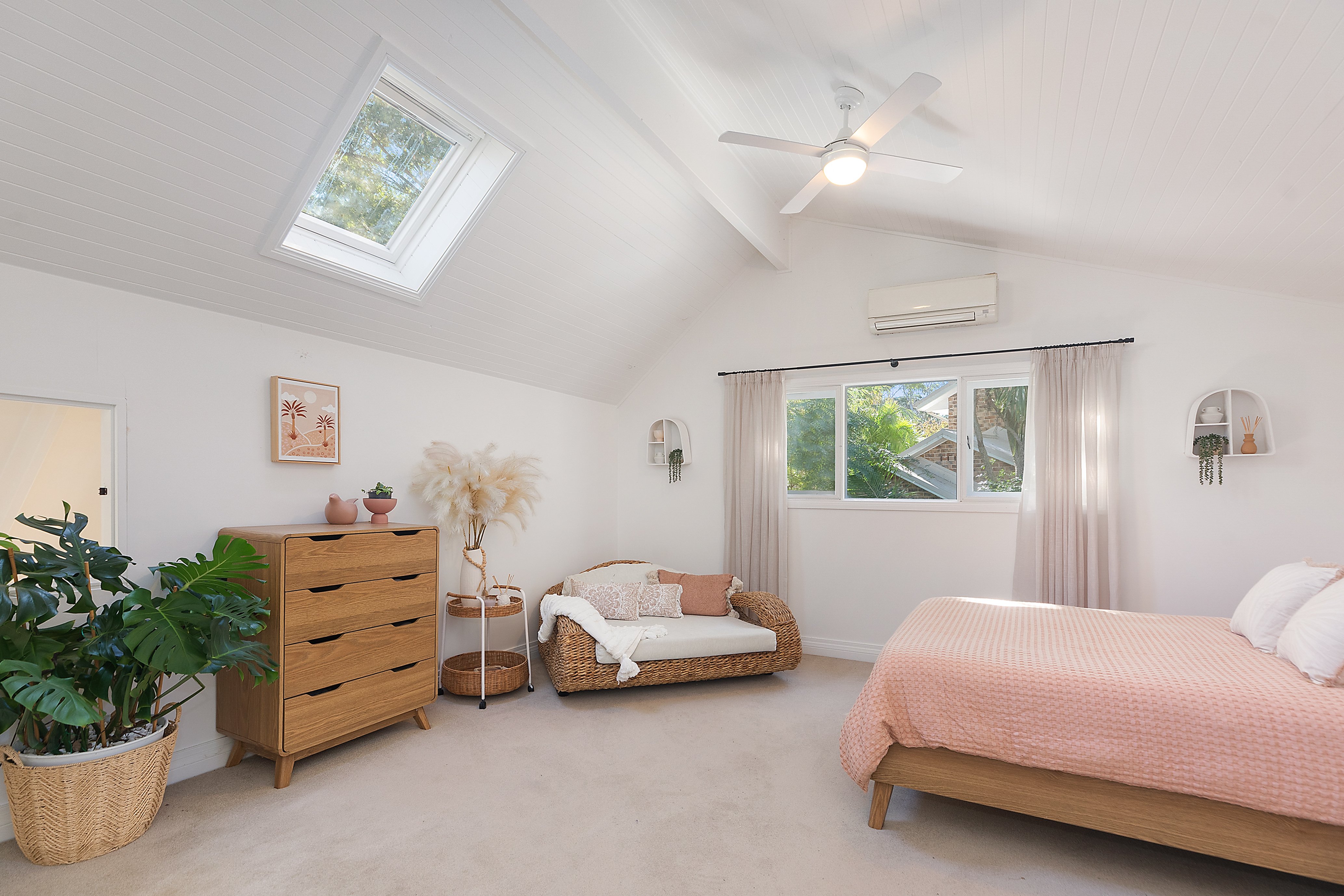 5 Riviera Avenue, Terrigal, NSW, 2260, Terrigal - Thumbnail 4
