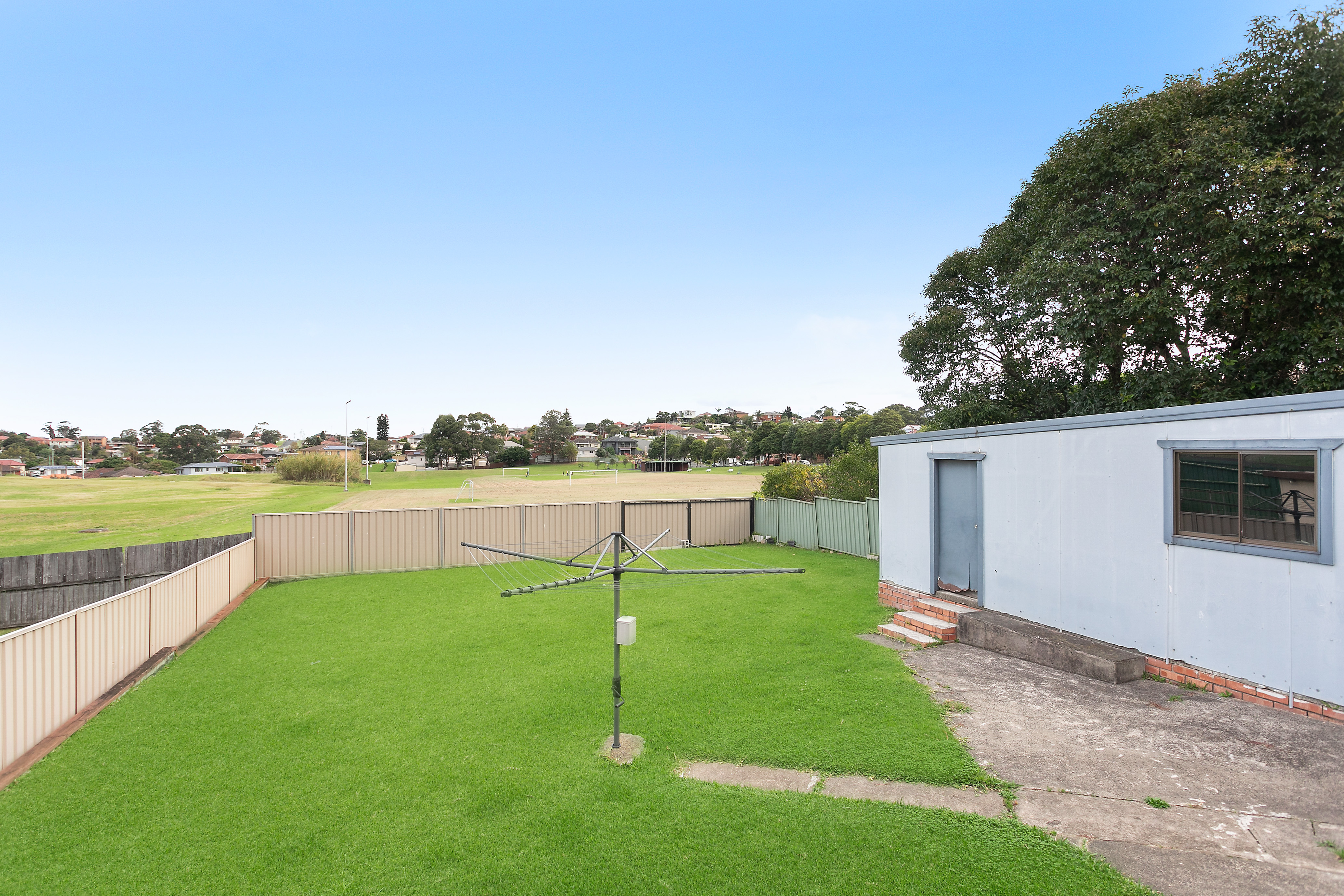 11 Gilgandra Street, Lake Heights, NSW, 2502, Lake Heights - Thumbnail 5