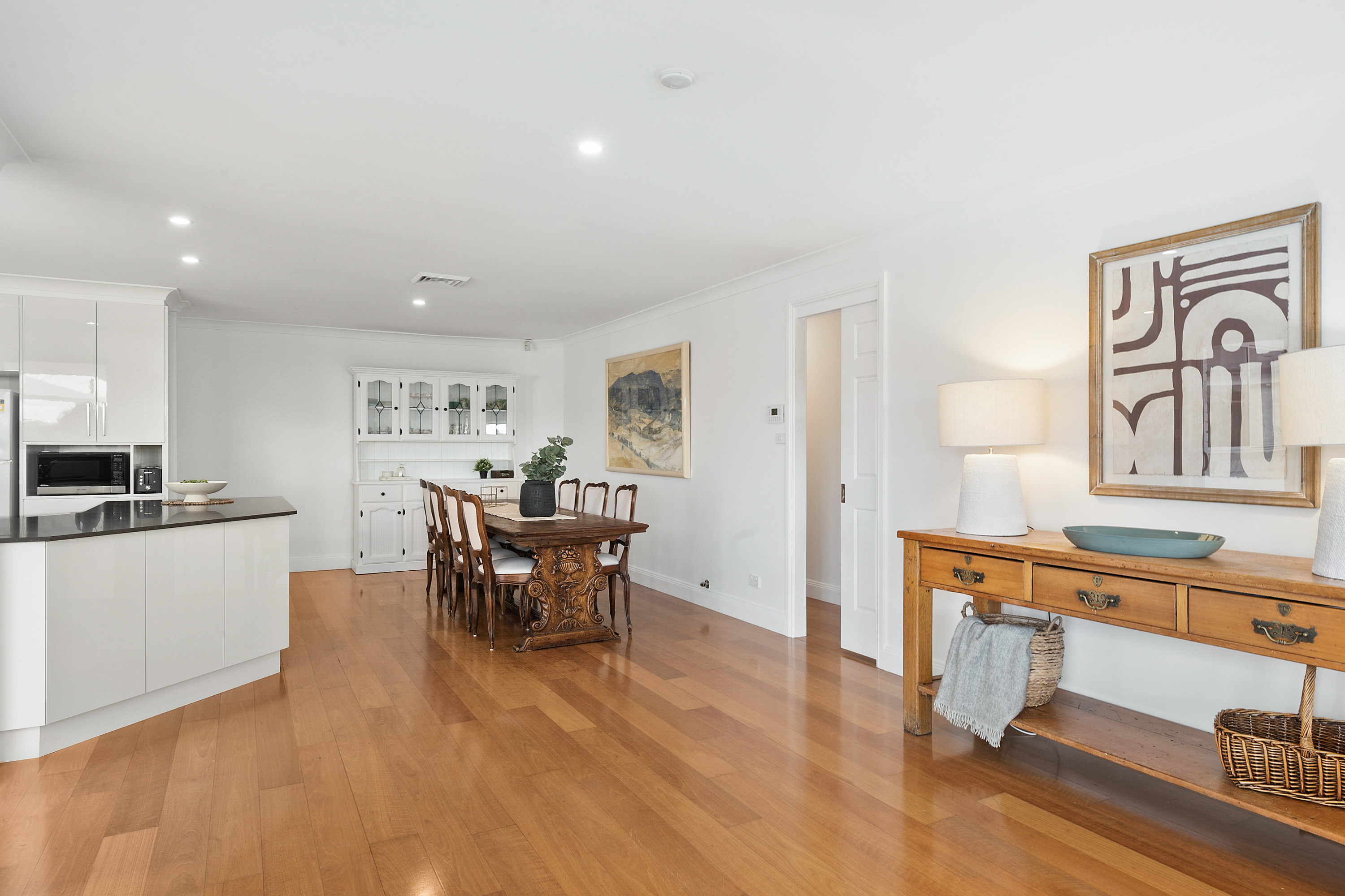7 Watkins Drive, Moss Vale, NSW, 2577, Moss Vale - Thumbnail 5