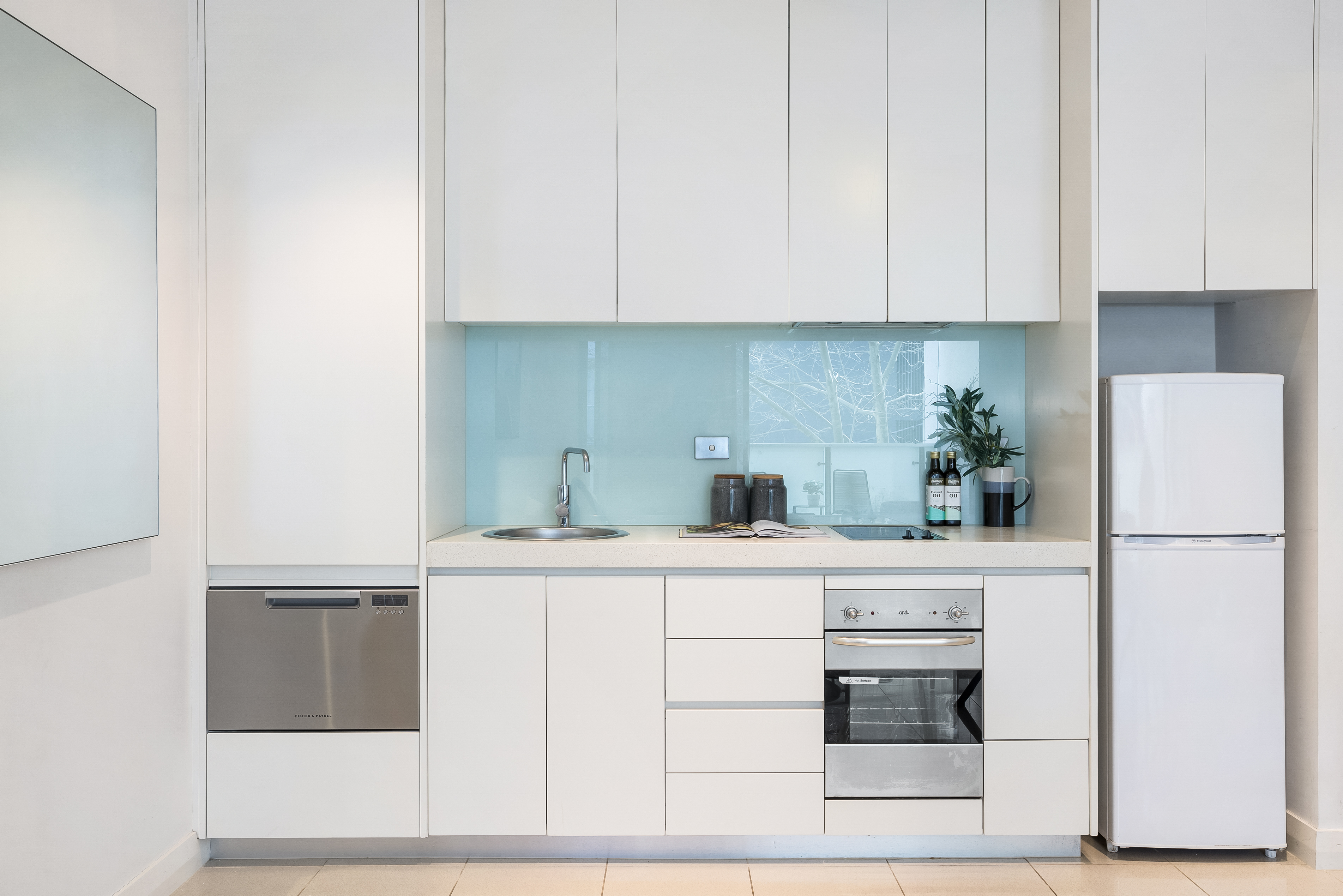 609/8 Glen Street, Milsons Point, NSW, 2061, Milsons Point - Thumbnail 3