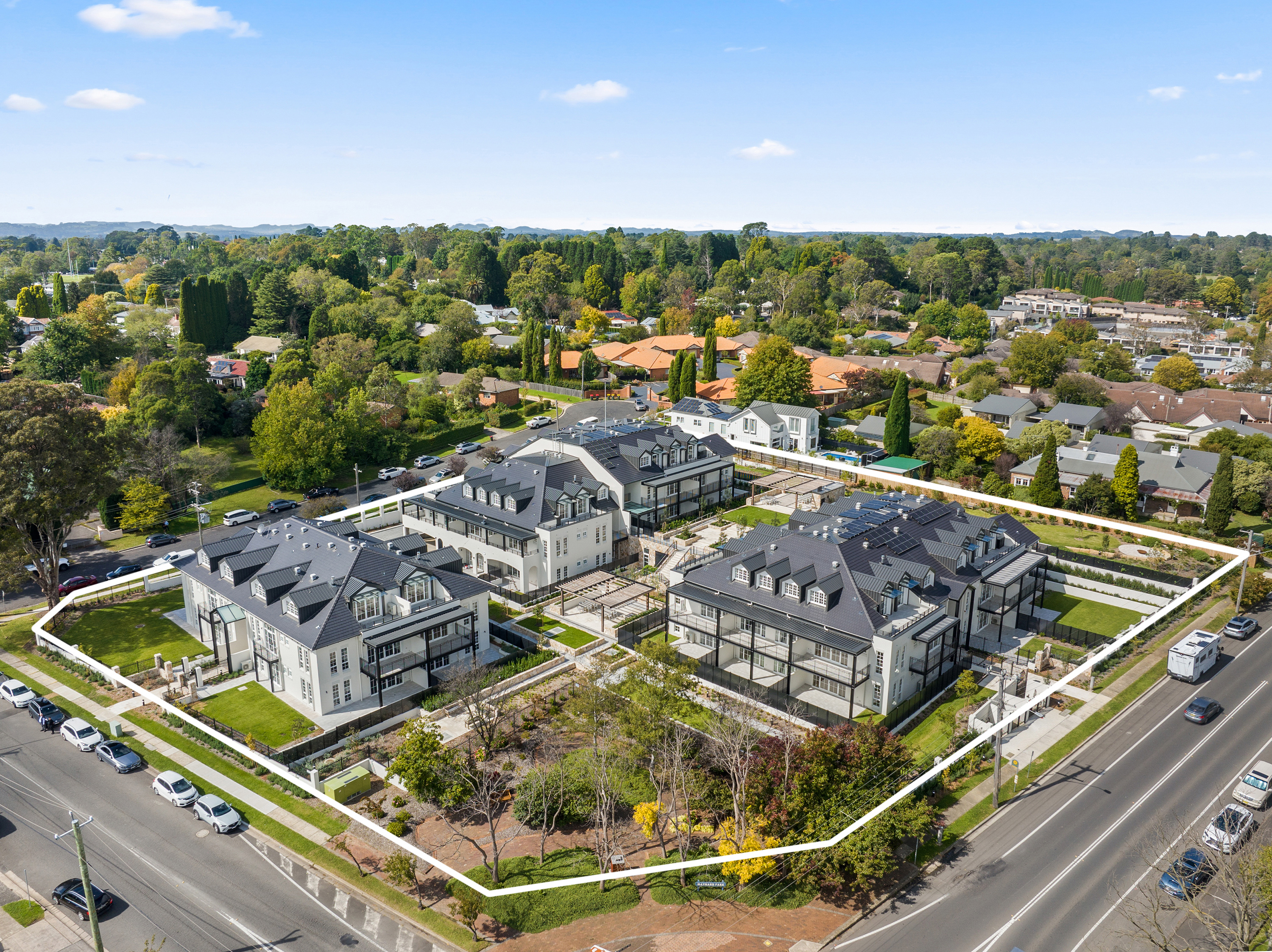 Level 1, Unit 18/1 Holmhale Street, Bowral, NSW, 2576, Bowral - Thumbnail 2