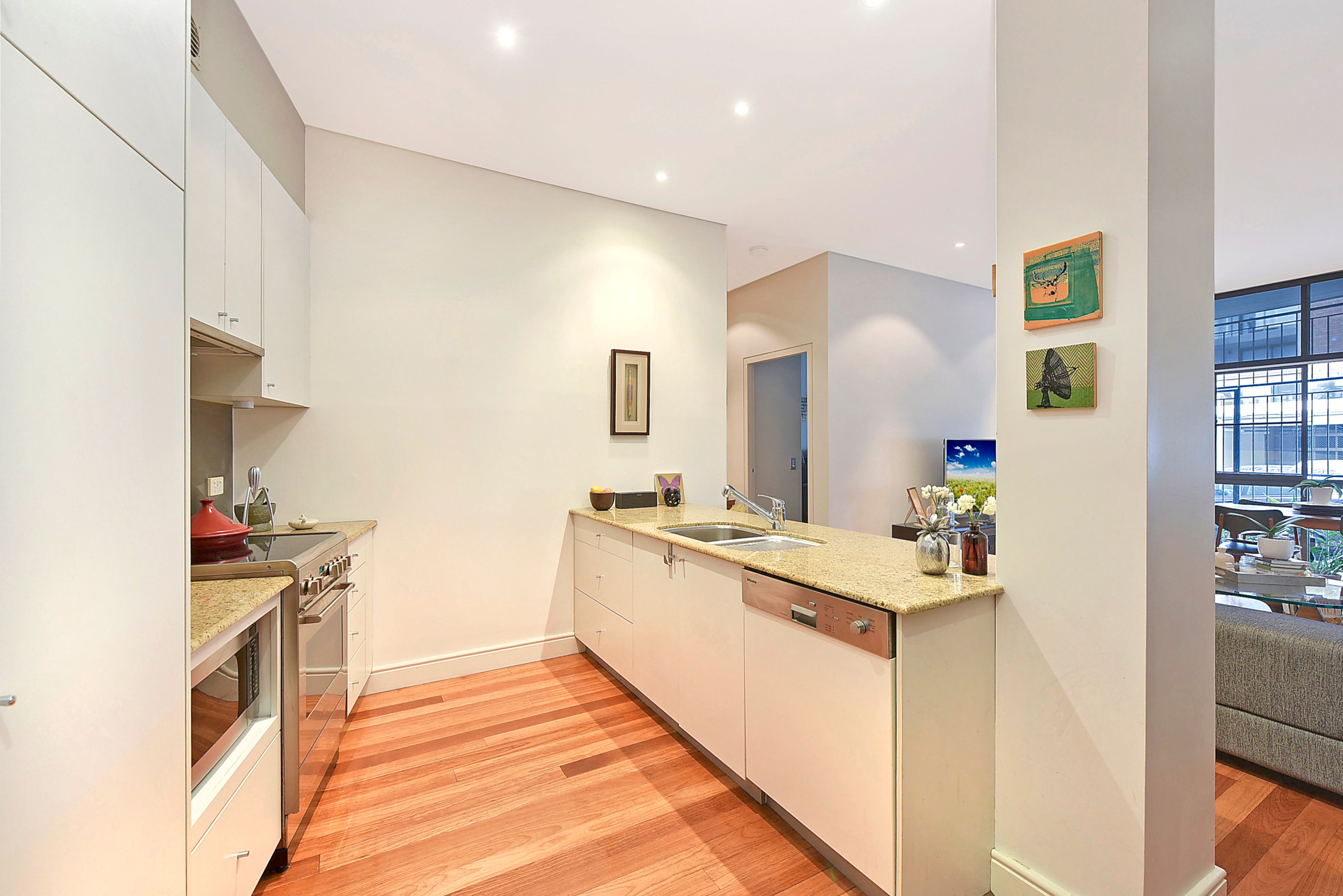 Unit 3/2-14 Lawrence Street, Alexandria, NSW, 2015, Alexandria - Thumbnail 2