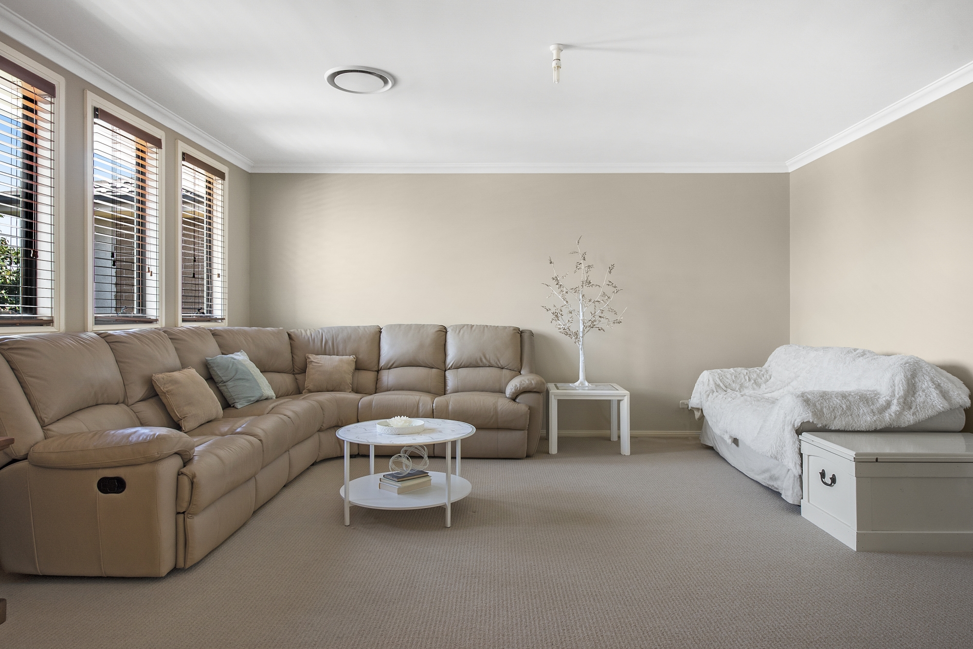 13 Kobe Street, Ropes Crossing, NSW, 2760, Ropes Crossing - Thumbnail 2