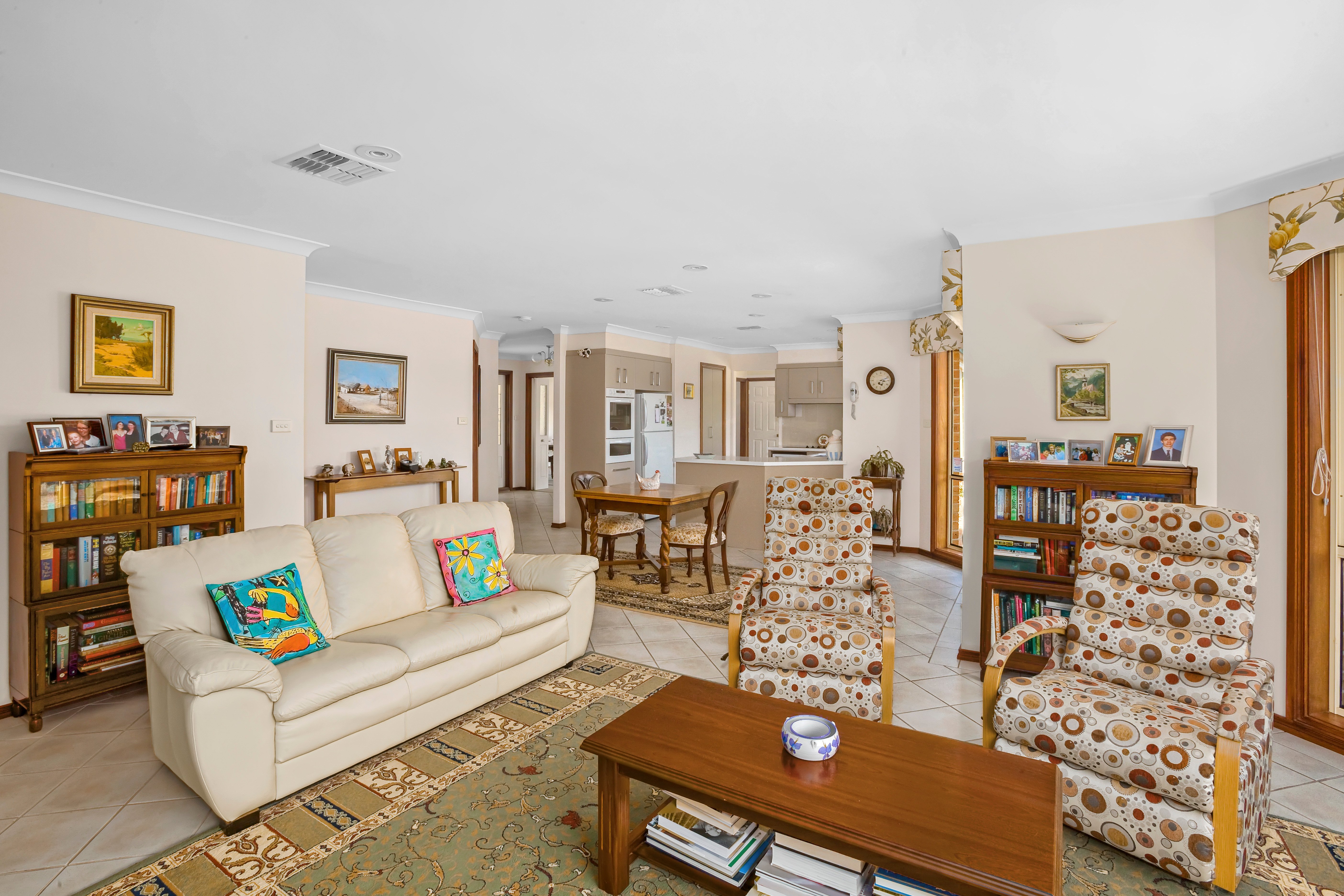 14 Carisbrooke Row, Bowral, NSW, 2576, Bowral - Thumbnail 5