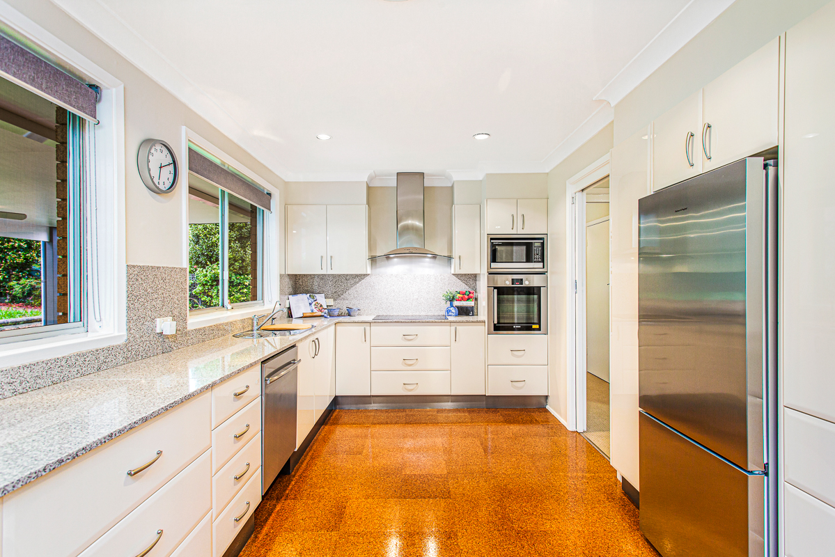 4 Narelle Avenue, Castle Hill, NSW, 2154, Castle Hill - Thumbnail 2