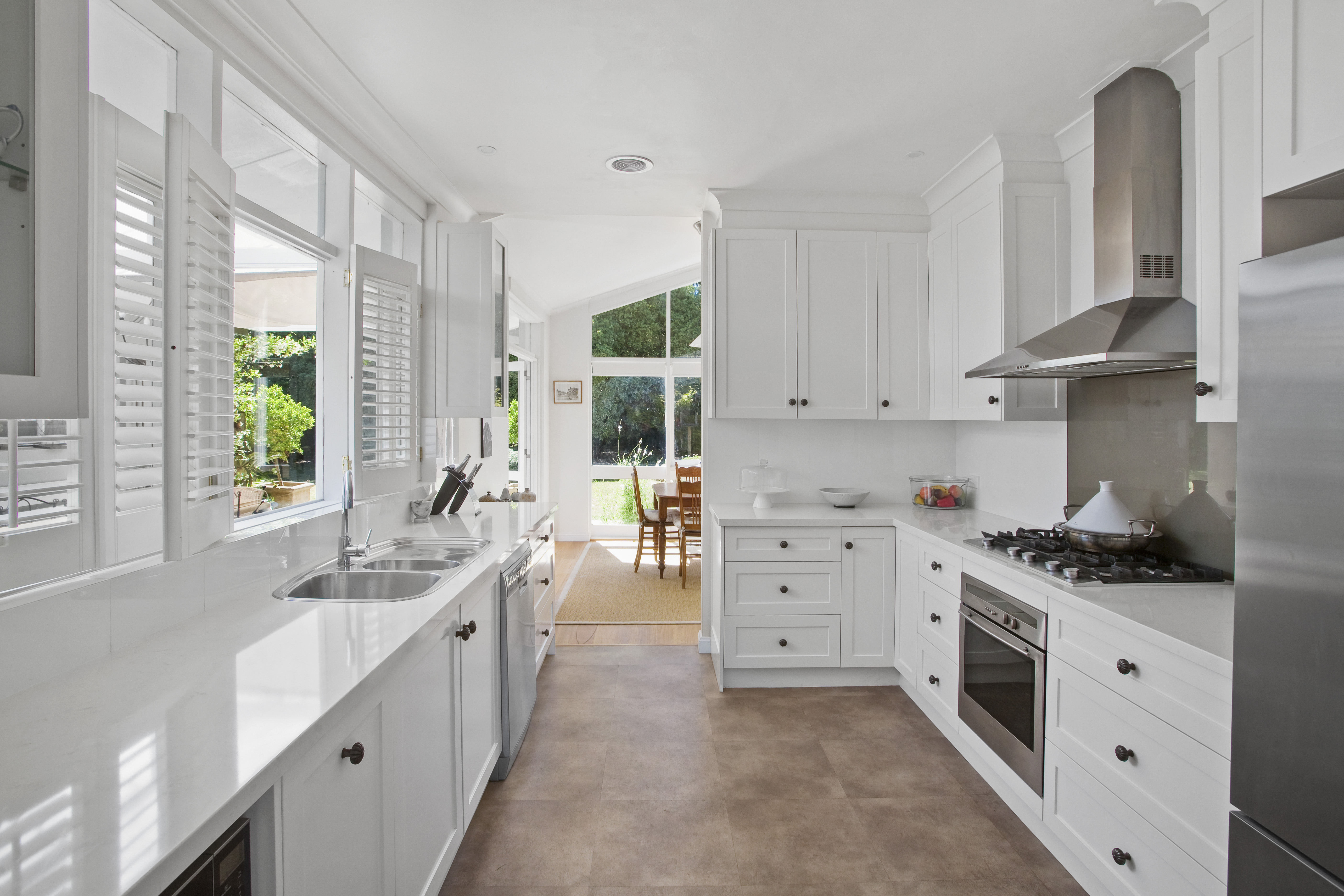 11 Hurlingham Avenue, Burradoo, NSW, 2576, Burradoo - Thumbnail 2