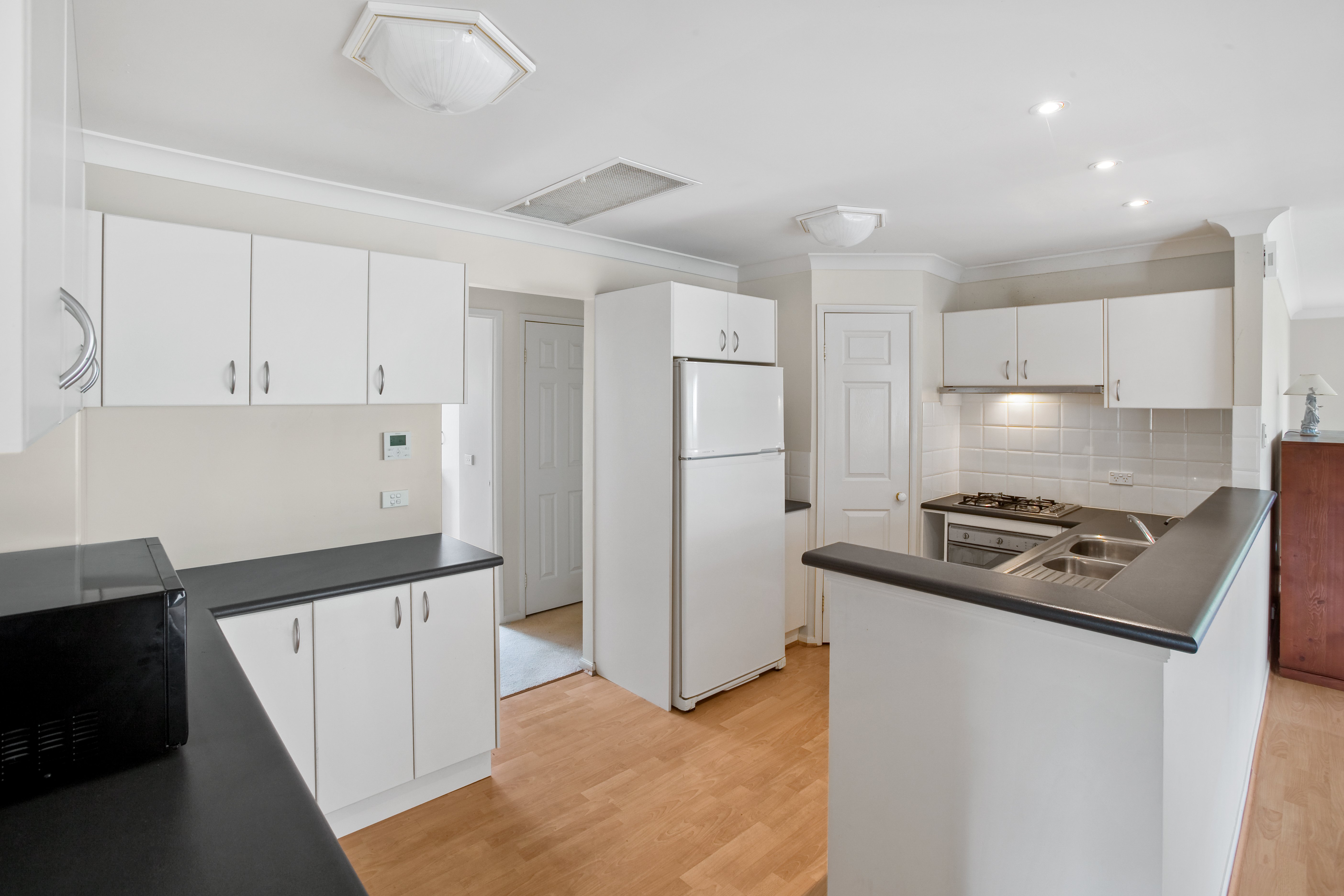 26 Westbrook Crescent, Bowral, NSW, 2576, Bowral - Thumbnail 2