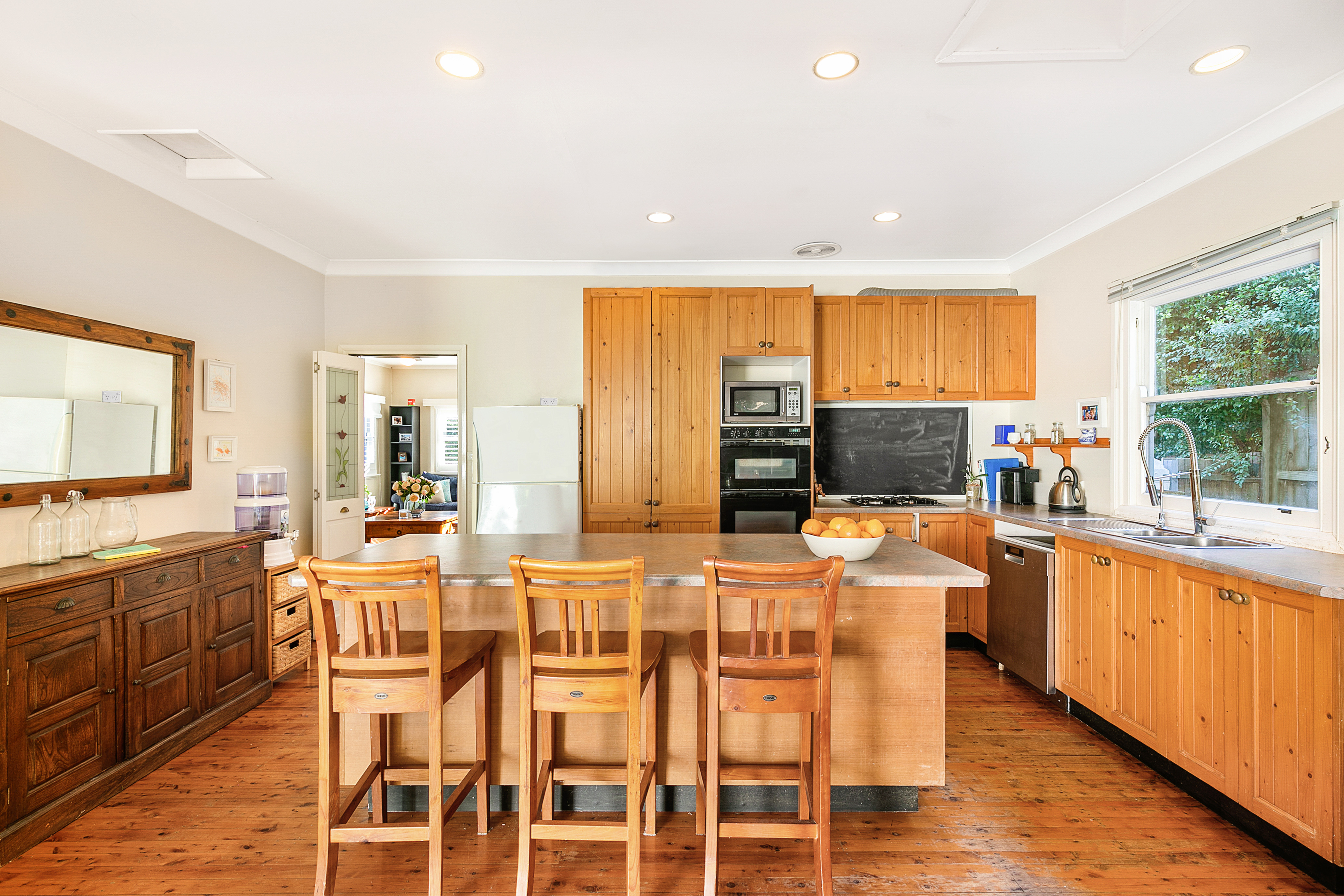 27 Hewitt Avenue, Wahroonga, NSW, 2076, Wahroonga - Thumbnail 3