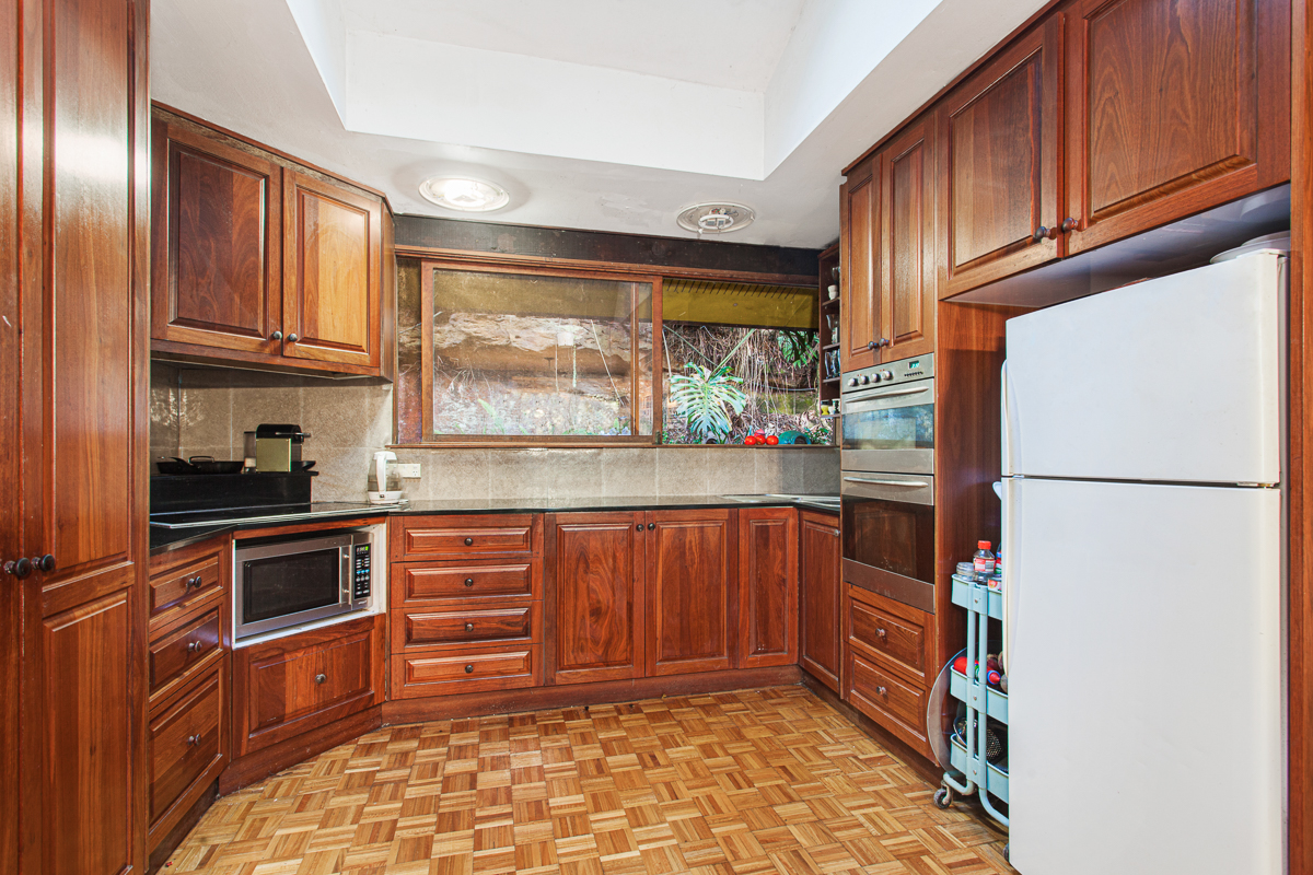 130 The Comenarra Parkway, Wahroonga, NSW, 2076, Wahroonga - Thumbnail 2