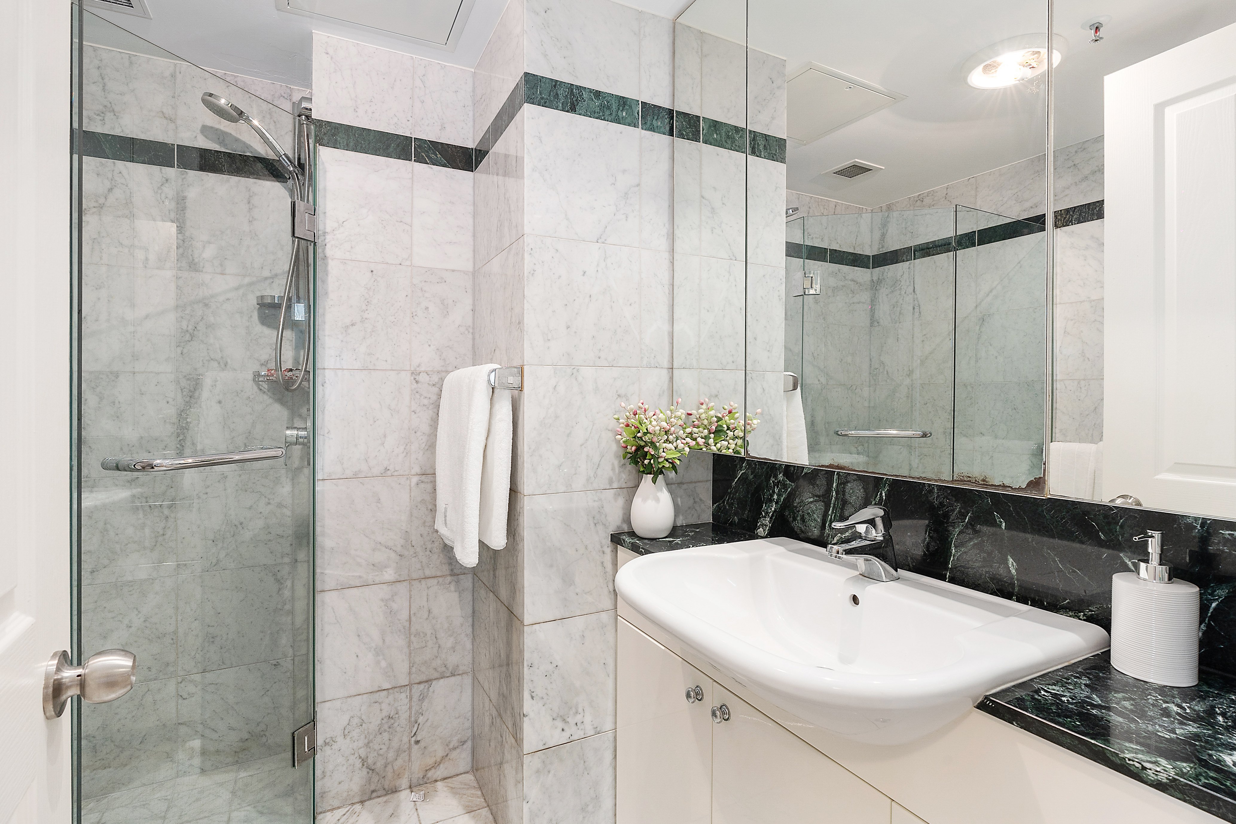 1001/37 Glen Street, Milsons Point, NSW, 2061, Milsons Point - Thumbnail 7