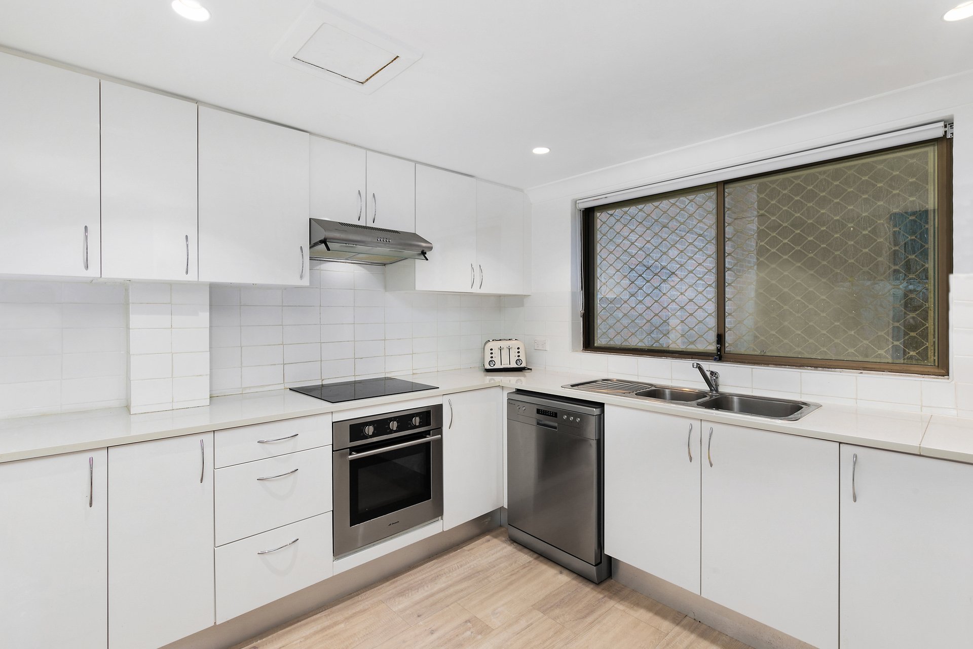 2/1 Ivy Street, WOLLSTONECRAFT, NSW, 2065, Wollstonecraft - Thumbnail 4