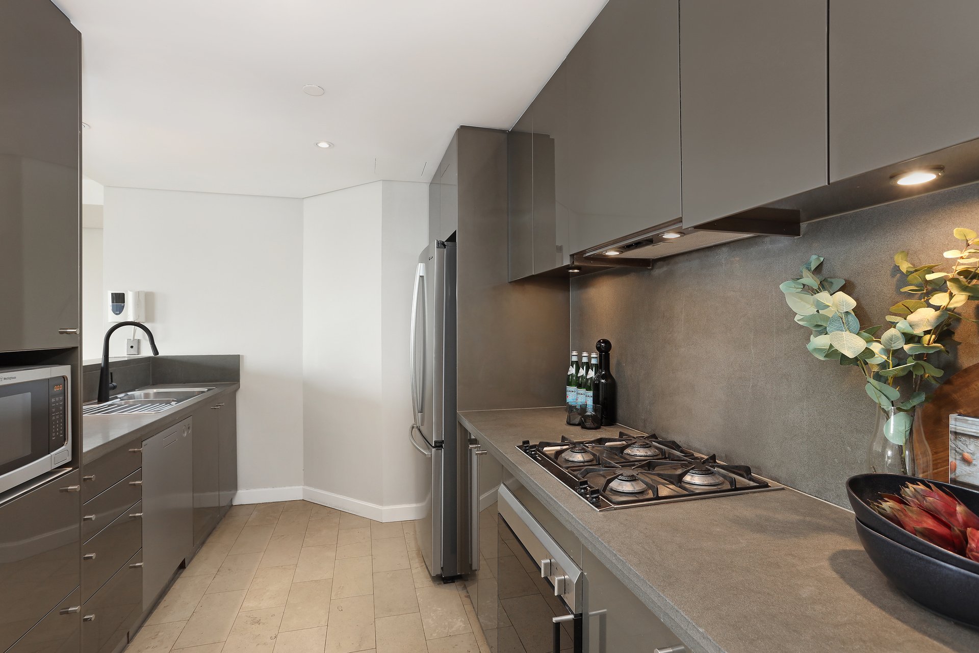 2203/2 Dind Street, MILSONS POINT, NSW, 2061, Milsons Point - Thumbnail 3