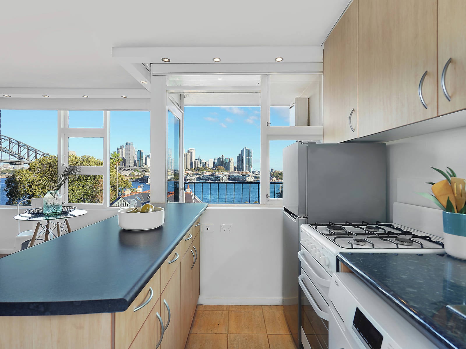 31/2-4 East Crescent Street, MCMAHONS POINT, NSW, 2060, McMahons Point - Thumbnail 2