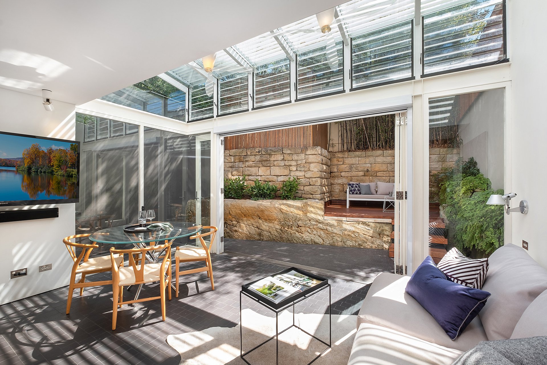2 Waiwera Street, MCMAHONS POINT, NSW, 2060, Lavender Bay - Thumbnail 2