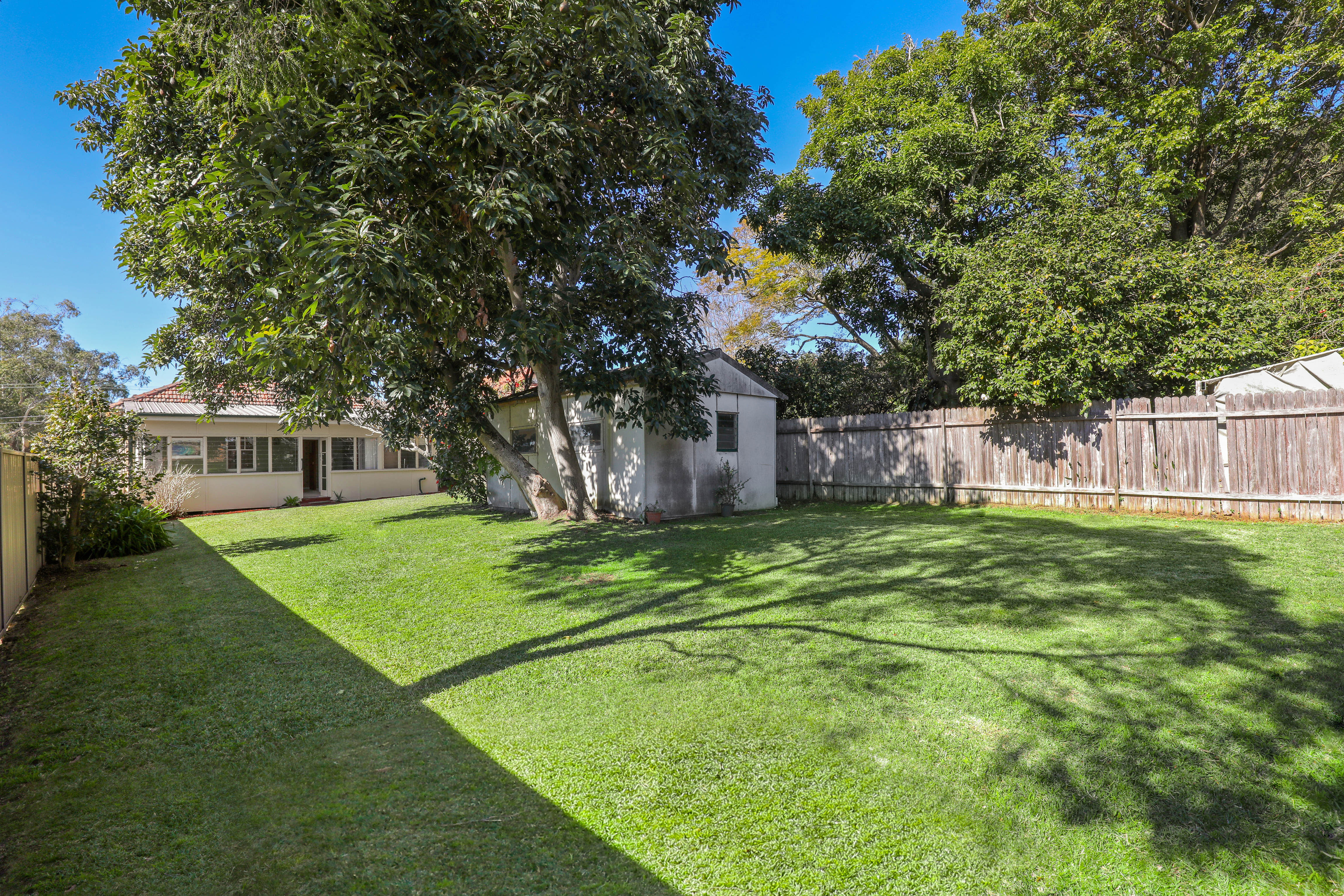 24 Fourth Avenue, WILLOUGHBY, NSW, 2068, Willoughby East - Thumbnail 2