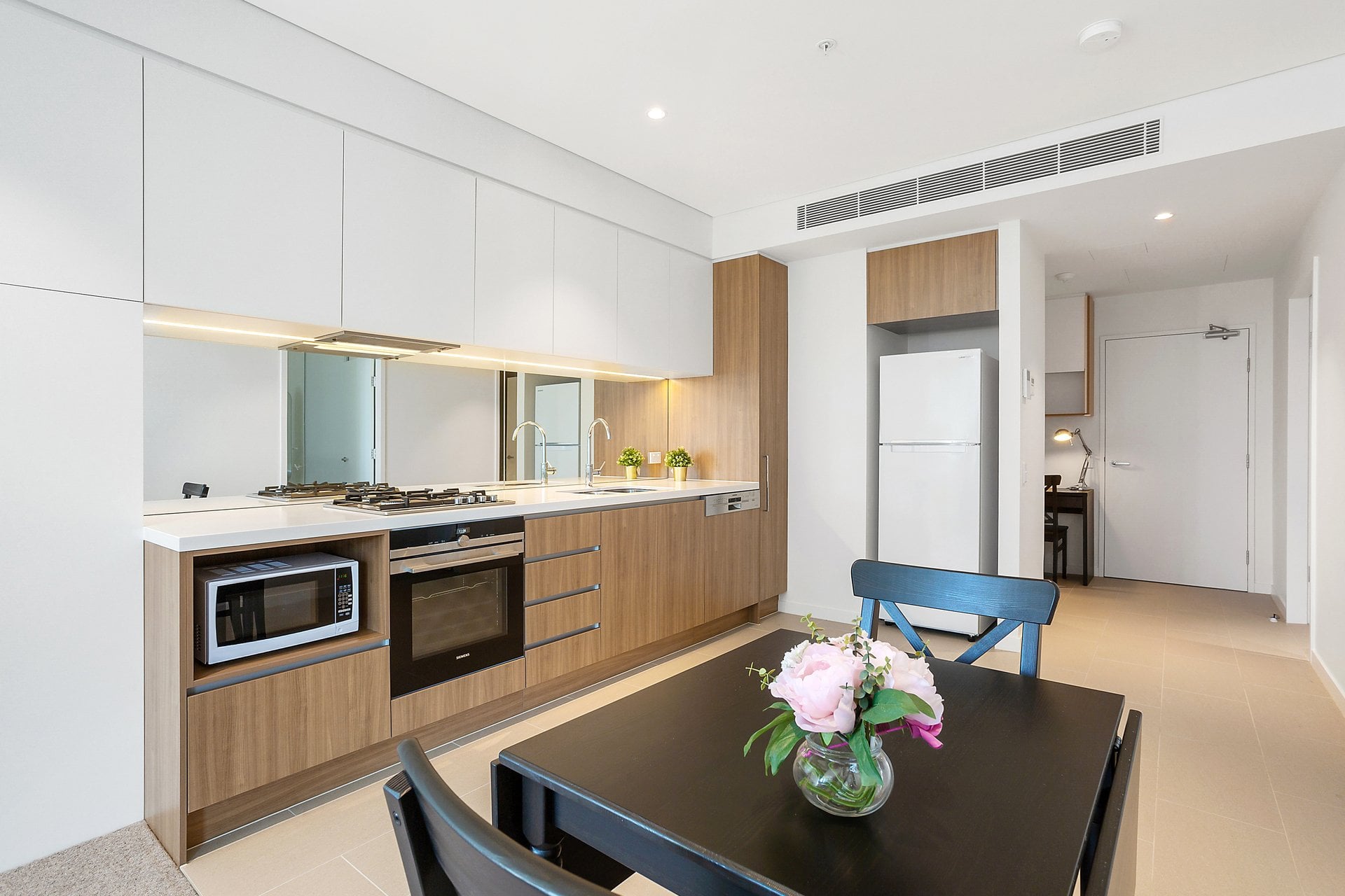 908/5 Network Place, NORTH RYDE, NSW, 2113, North Ryde - Thumbnail 2