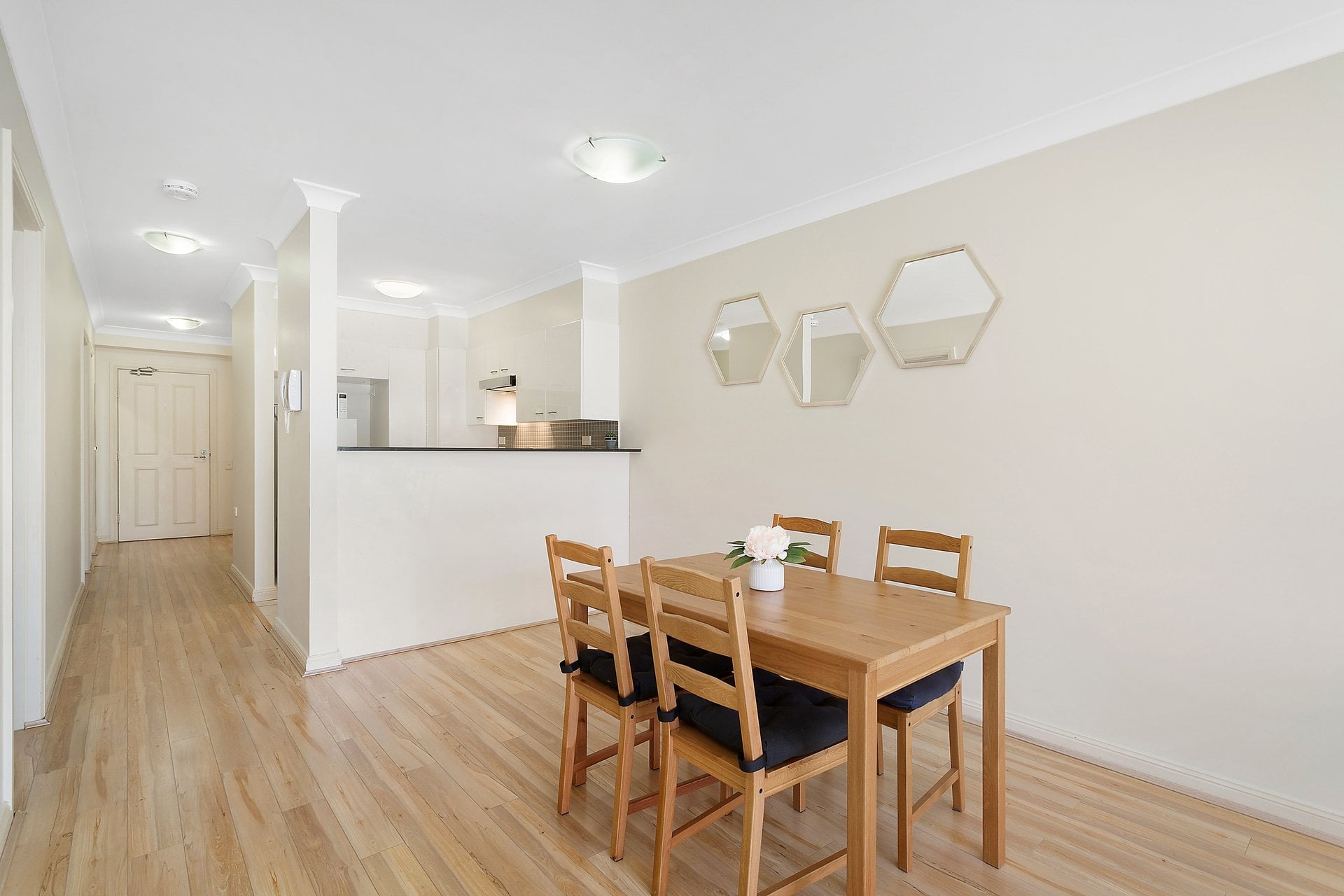 25/552 Pacific Highway, CHATSWOOD, NSW, 2067, Chatswood - Thumbnail 3