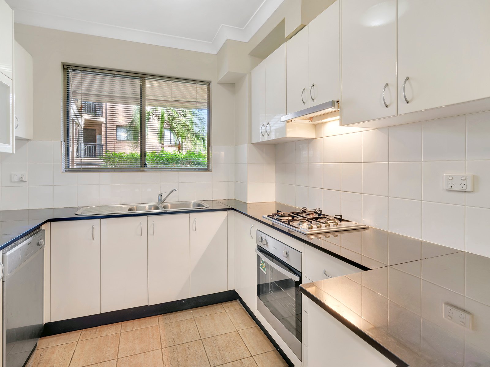 16/2-14 Pacific Highway, ROSEVILLE, NSW, 2069, Roseville - Thumbnail 3