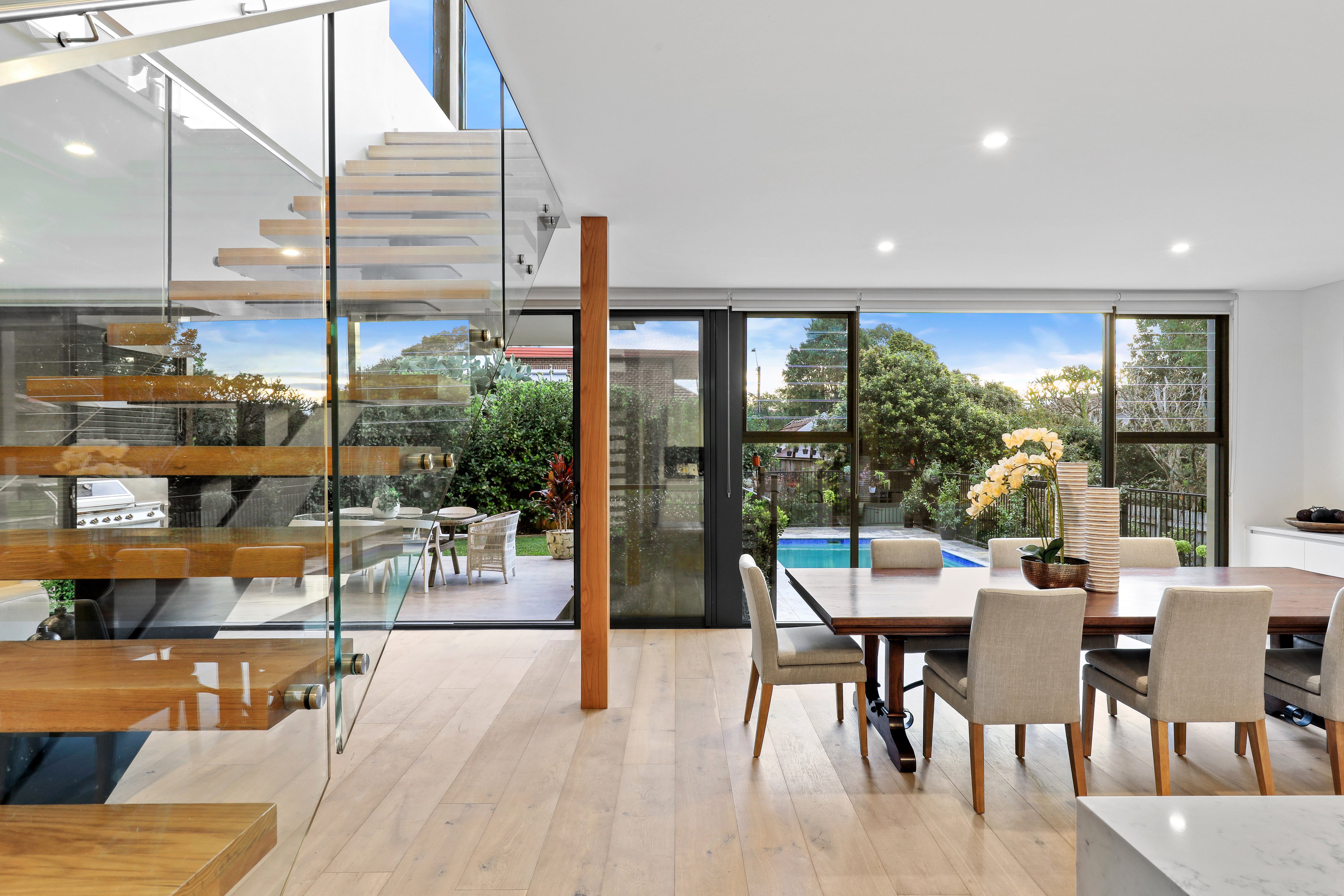 24 Raeburn Avenue, Castlecrag, NSW, 2068, Castlecrag - Thumbnail 2