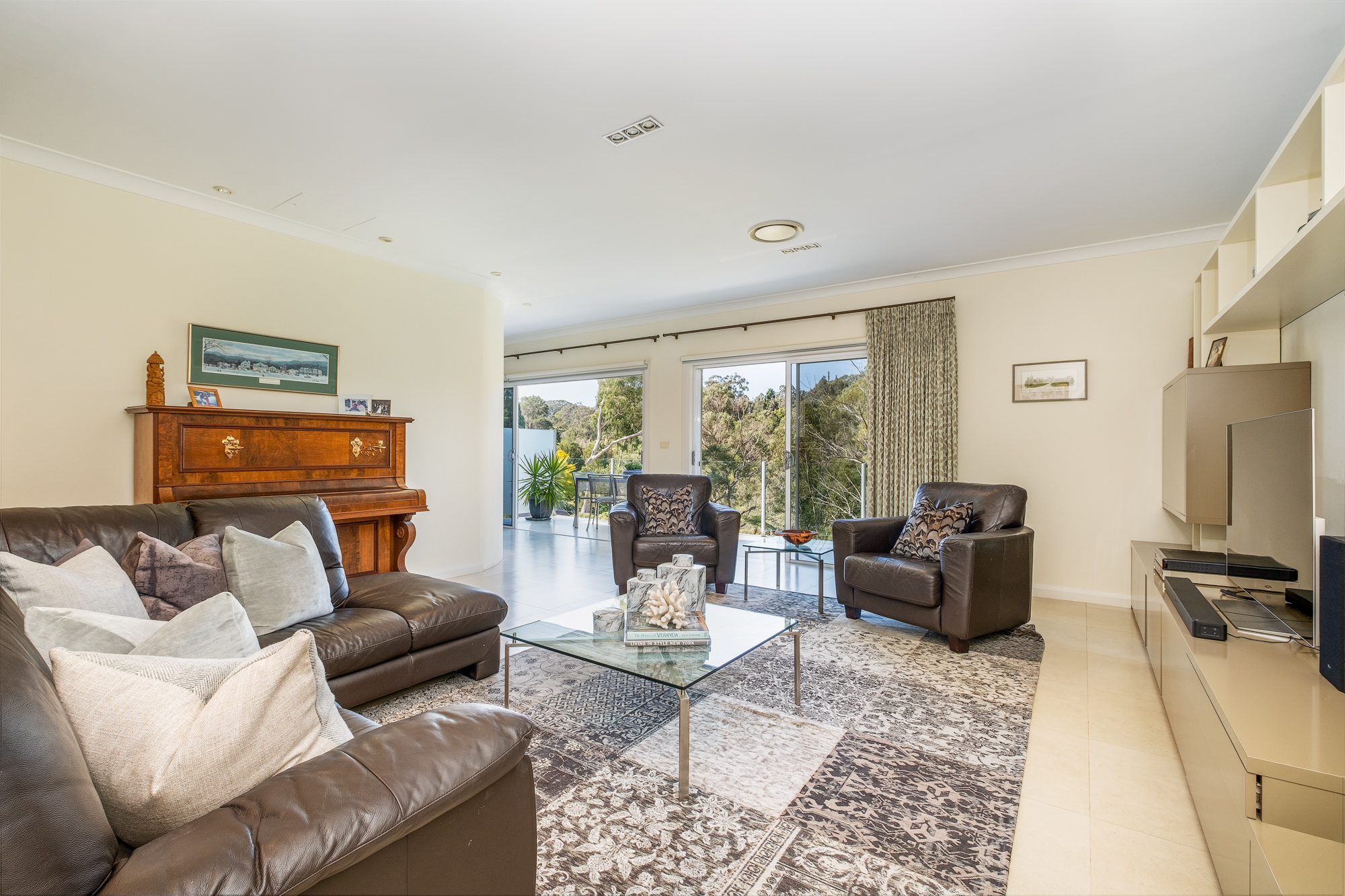 37 Carnarvon Road, Roseville, NSW, 2069, Roseville - Thumbnail 4