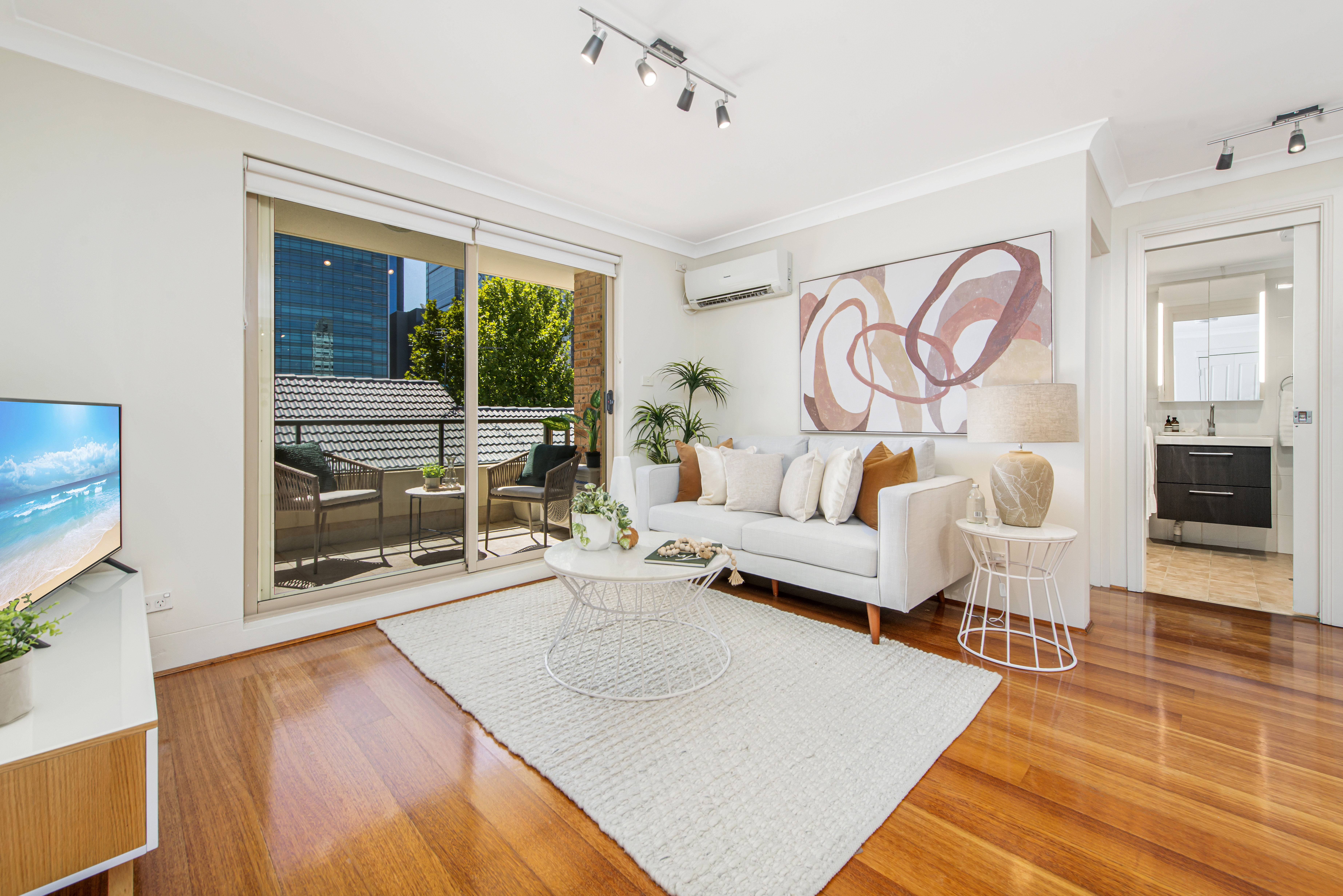 8/4 Little Alfred Street, North Sydney, NSW, 2060, North Sydney - Thumbnail 2